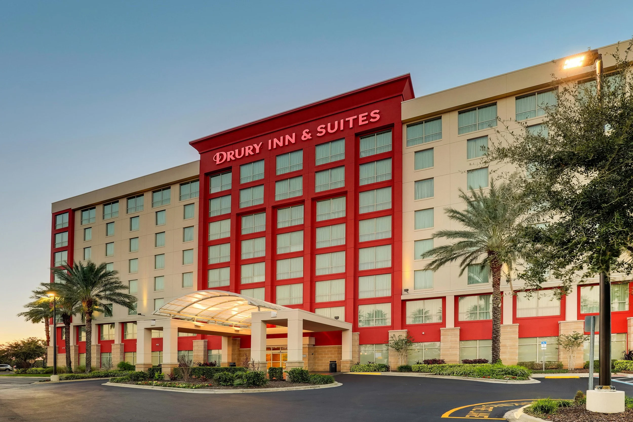 drury inn and suites at universal orlando - is it worth it