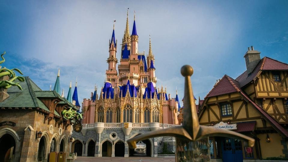 Disney World vacation offer for Disney Visa members - disney world travel agent