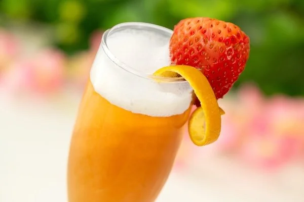 mother's day disney world menu - strawberry-orange mimosa