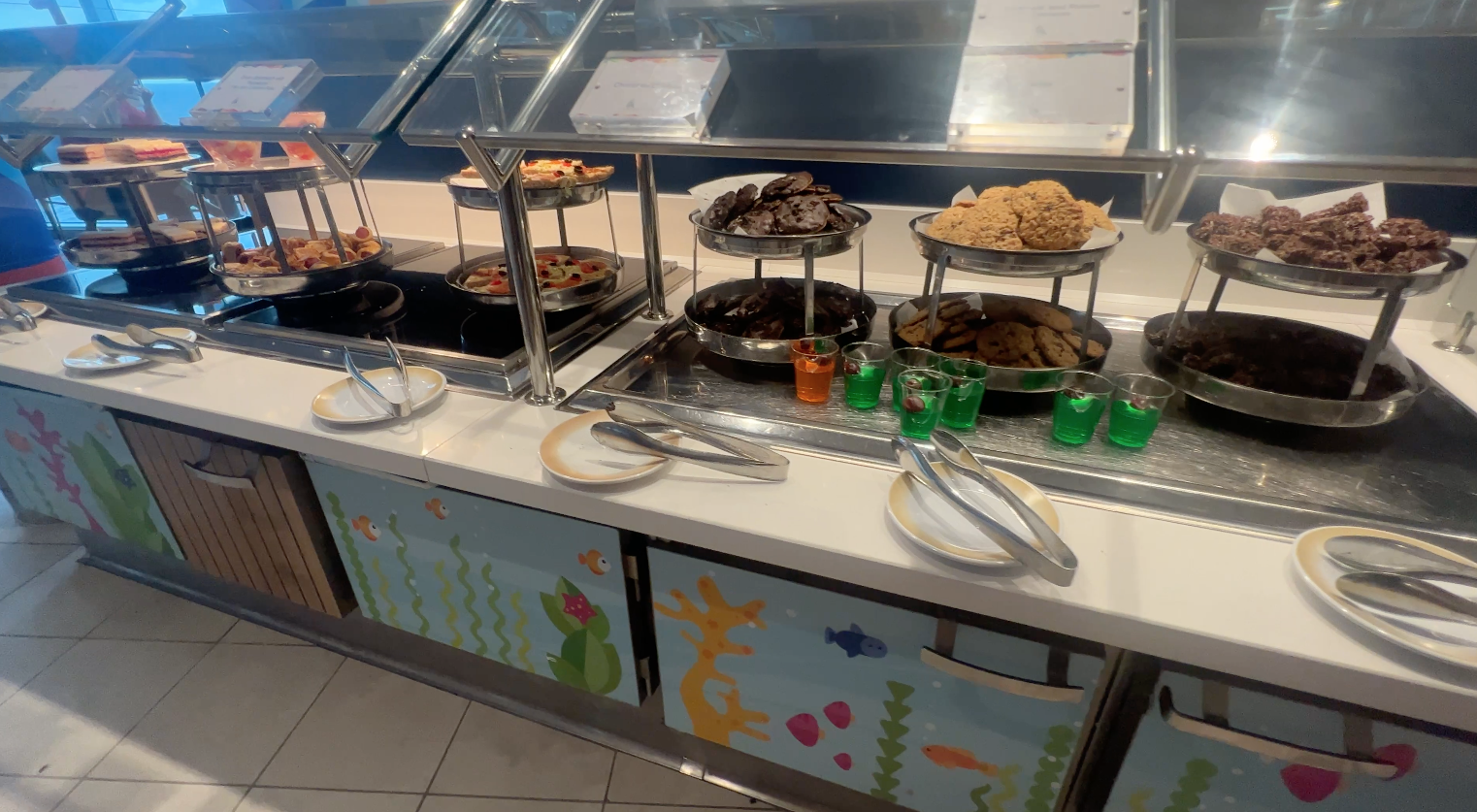 kids buffet on Wonder of the Seas