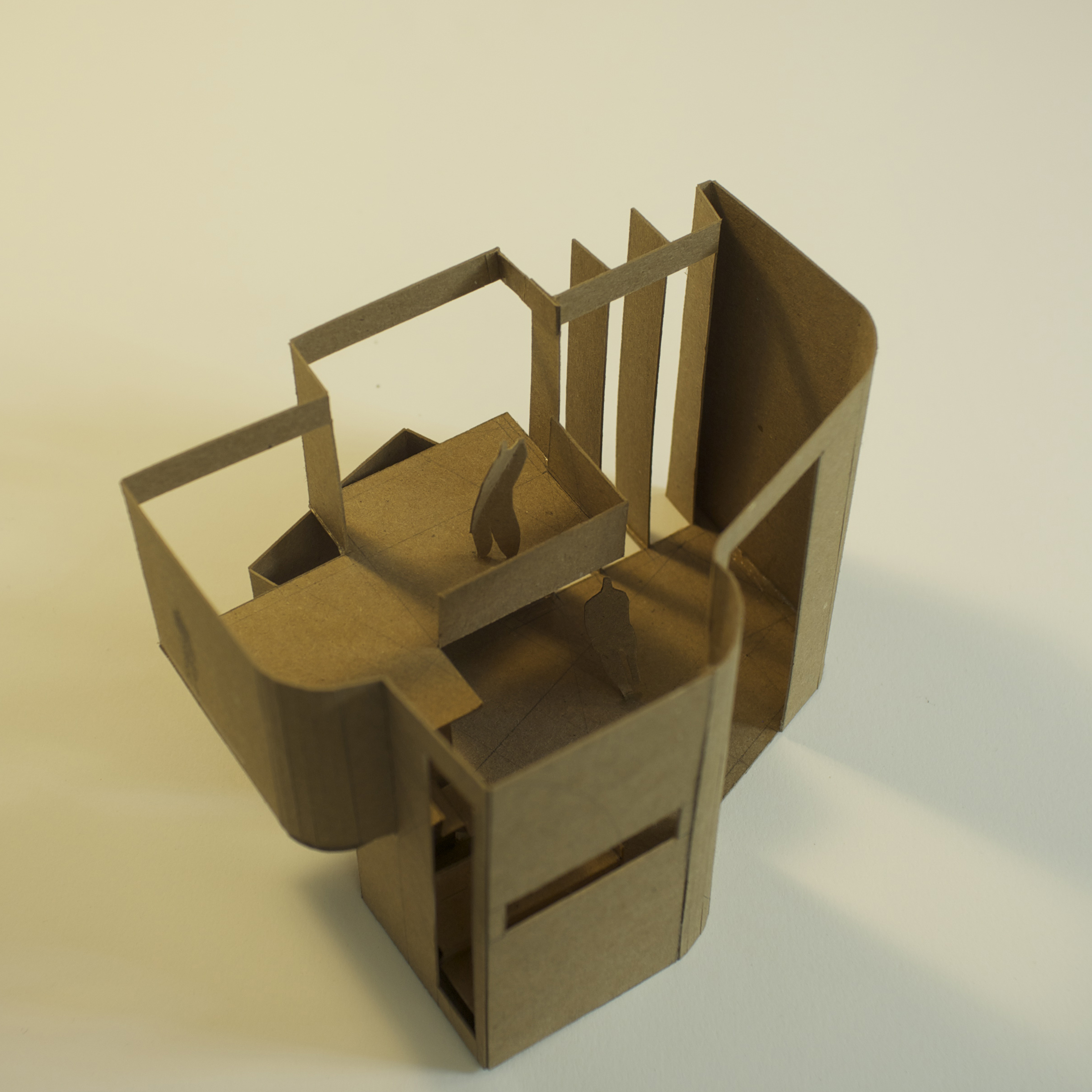 Tonapetyan_model_06.jpg