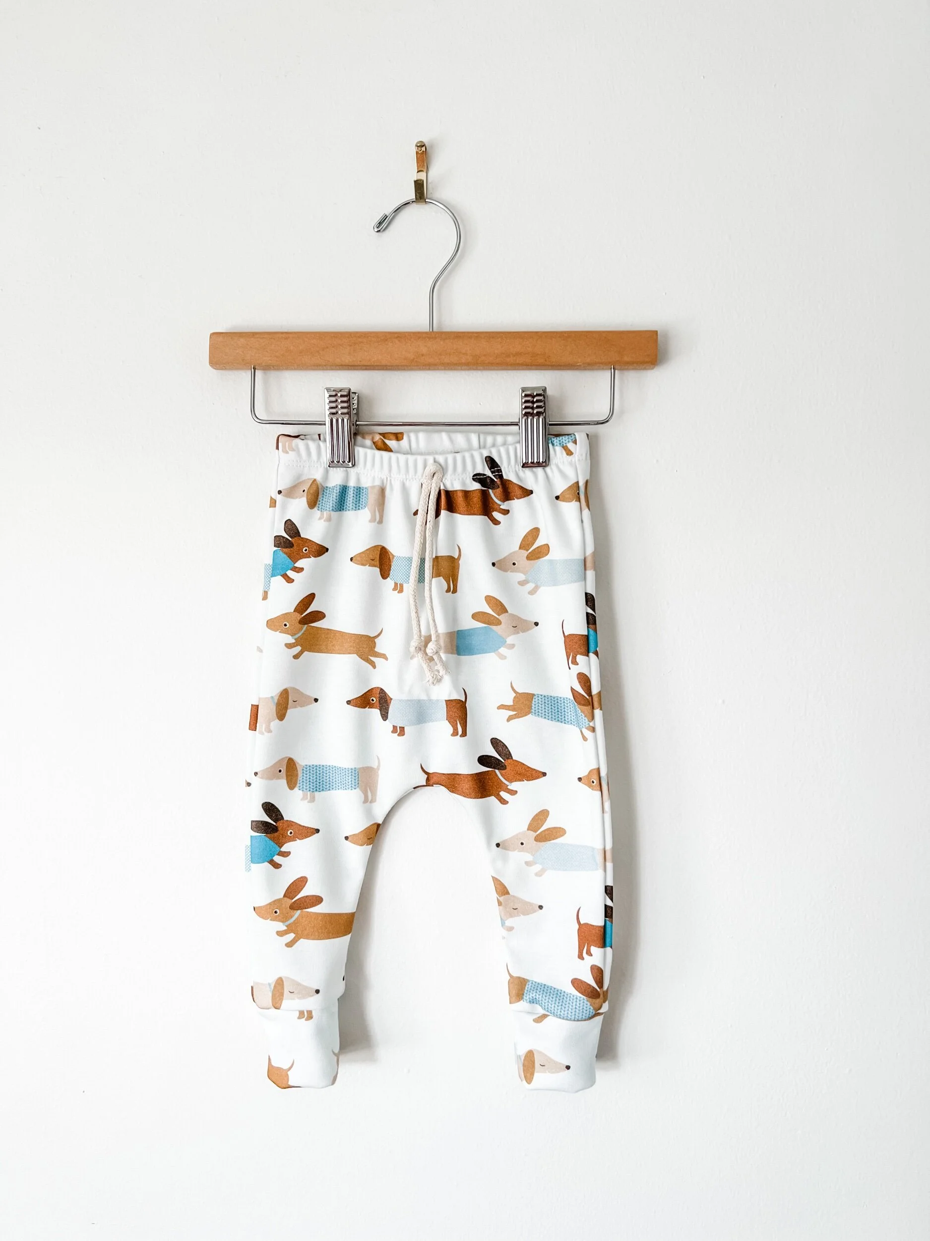 1A4AEE5A-013C-4C55-AA5E-30C4E9F8CAF5