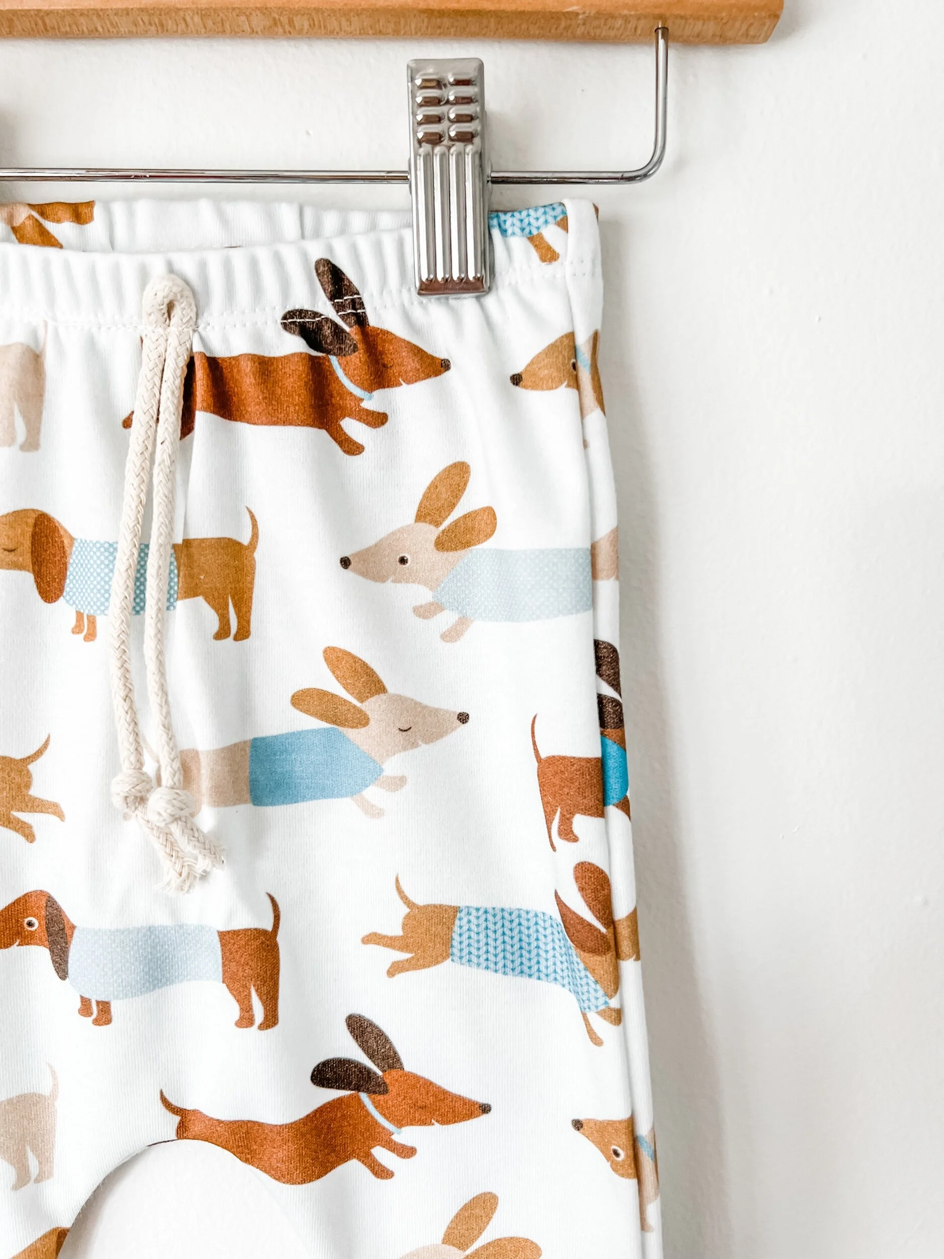 40CAAE25-579B-4C51-B71A-CAF80D3AEB9F