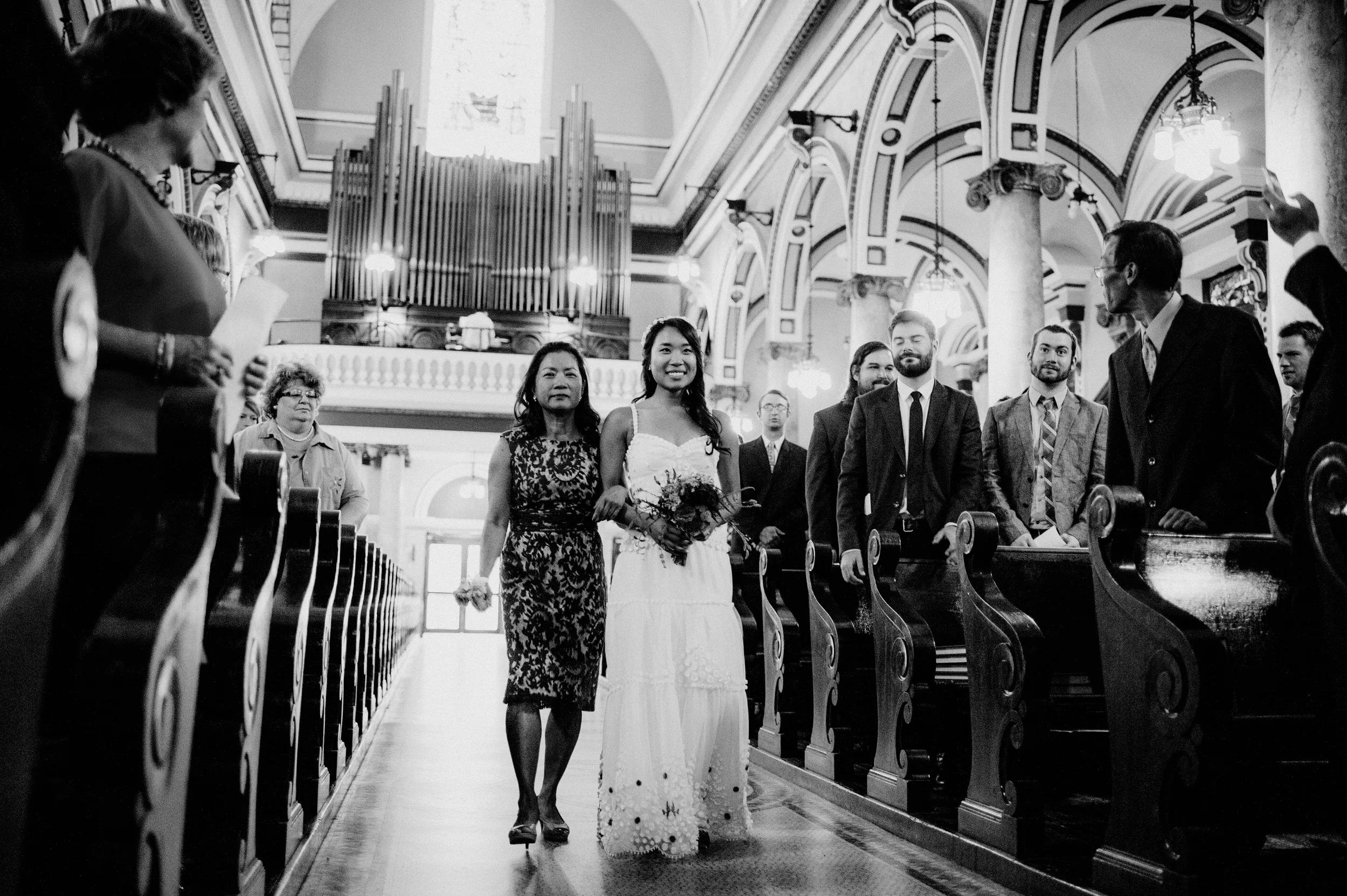 viva-love-philadelphia-wedding-photographer-power-plant-old-city_-0040.jpg