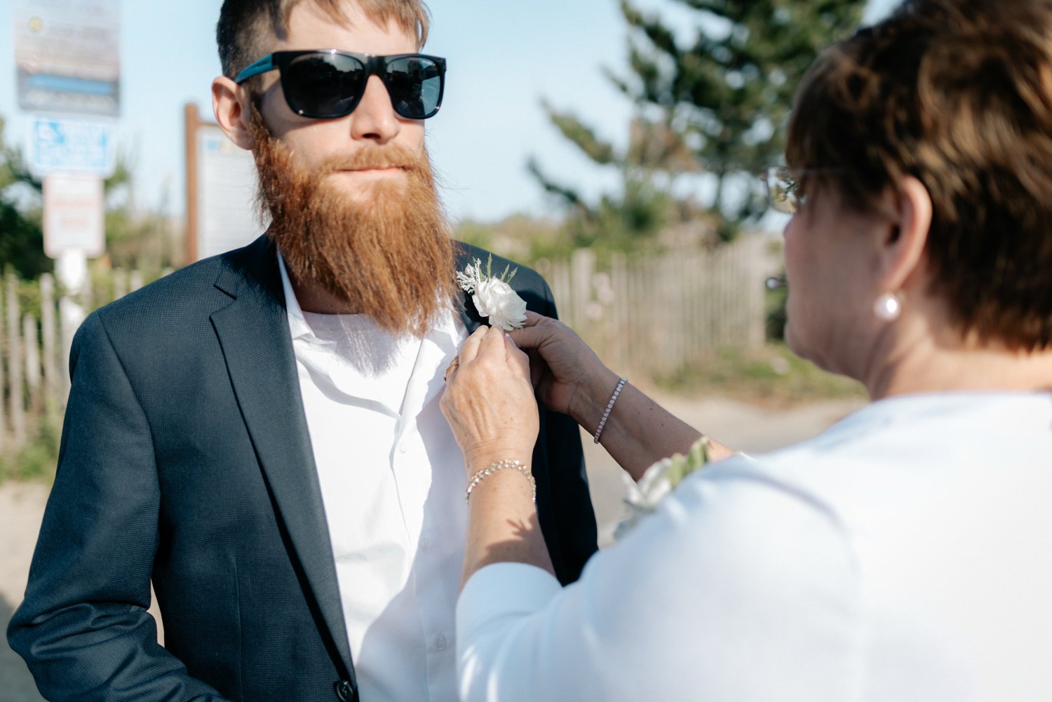 philadelpia-new-jersey-wedding-photographer-beach-backyard-stringlights-fun_0297.jpg