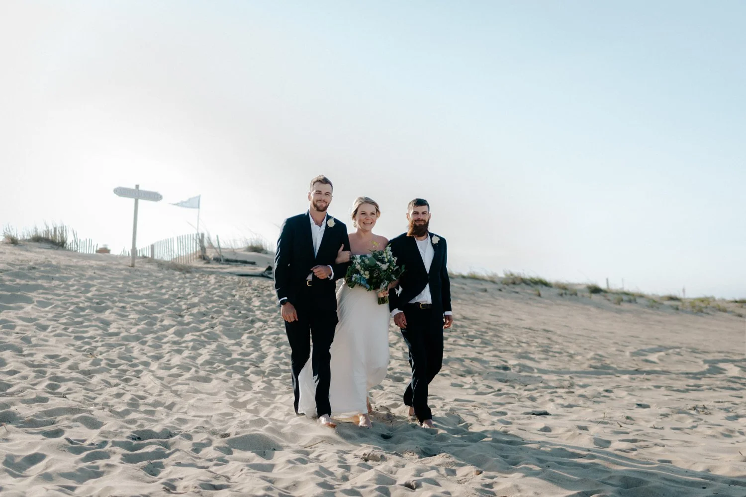 philadelpia-new-jersey-wedding-photographer-beach-backyard-stringlights-fun_0301.jpg