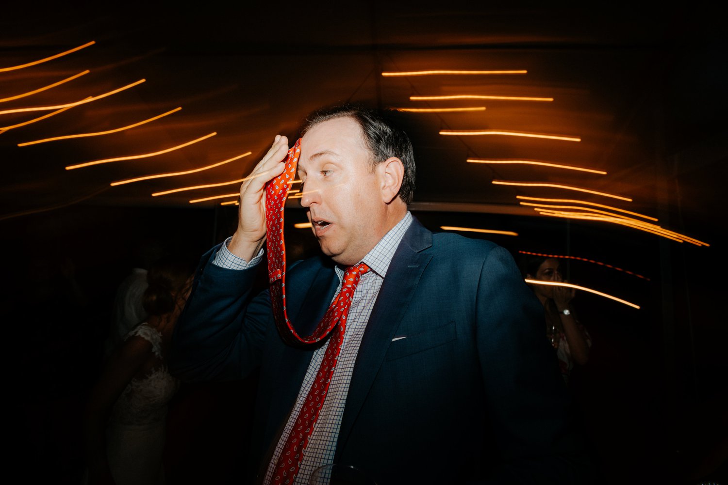 philadelpia-new-jersey-wedding-photographer-moody-reception-design-details-cityscape_0469.jpg