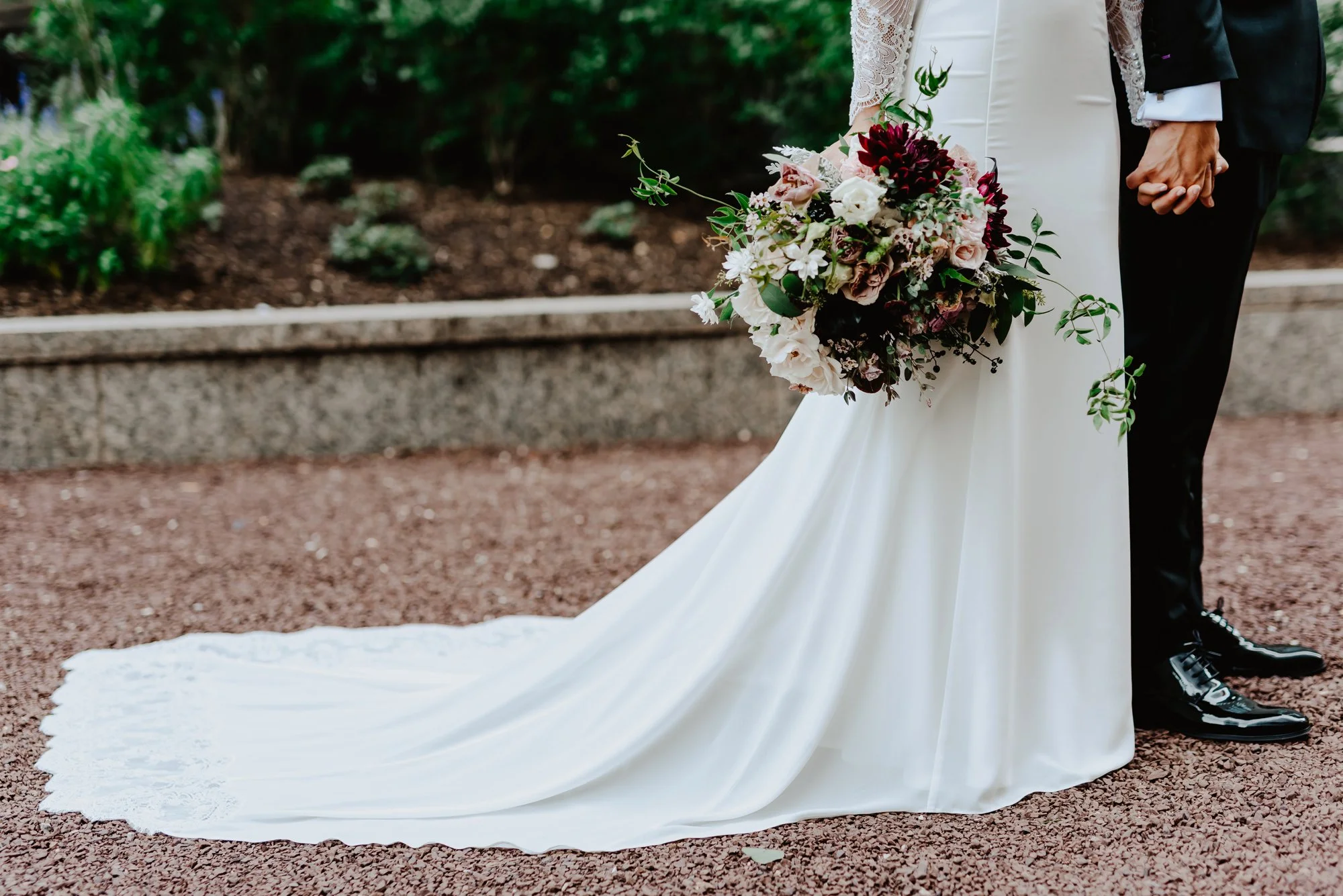 Modern Philadelphia Wedding with a Traditional Tea Ceremony and other Asian Traditions with Glamorous Portraits