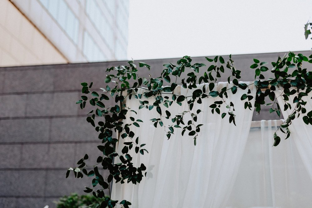 Modern Philadelphia Wedding with a Traditional Tea Ceremony and other Asian Traditions with Glamorous Portraits