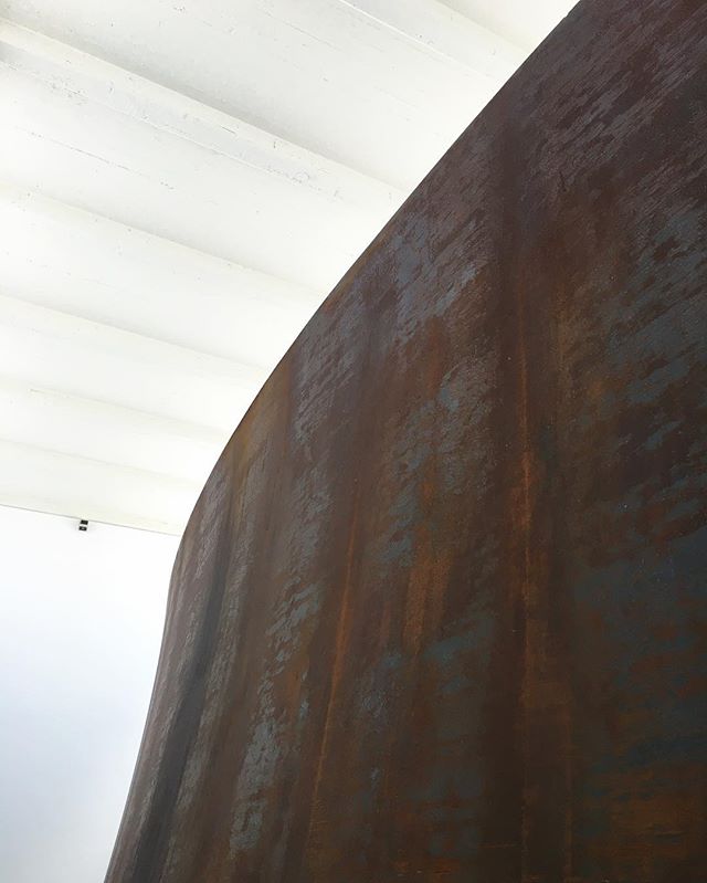 Beautiful angles of @richard.serra and his beautiful sculptures at Beacon. How does art tell a powerful story?