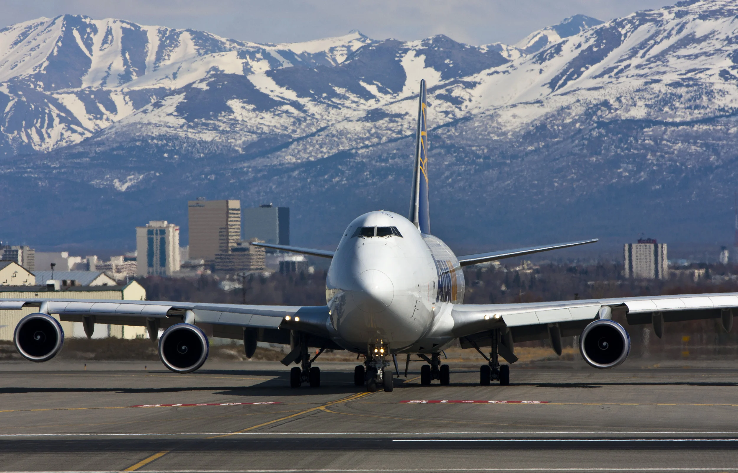 atlas 2 cargo plane straight on anchorage.jpg
