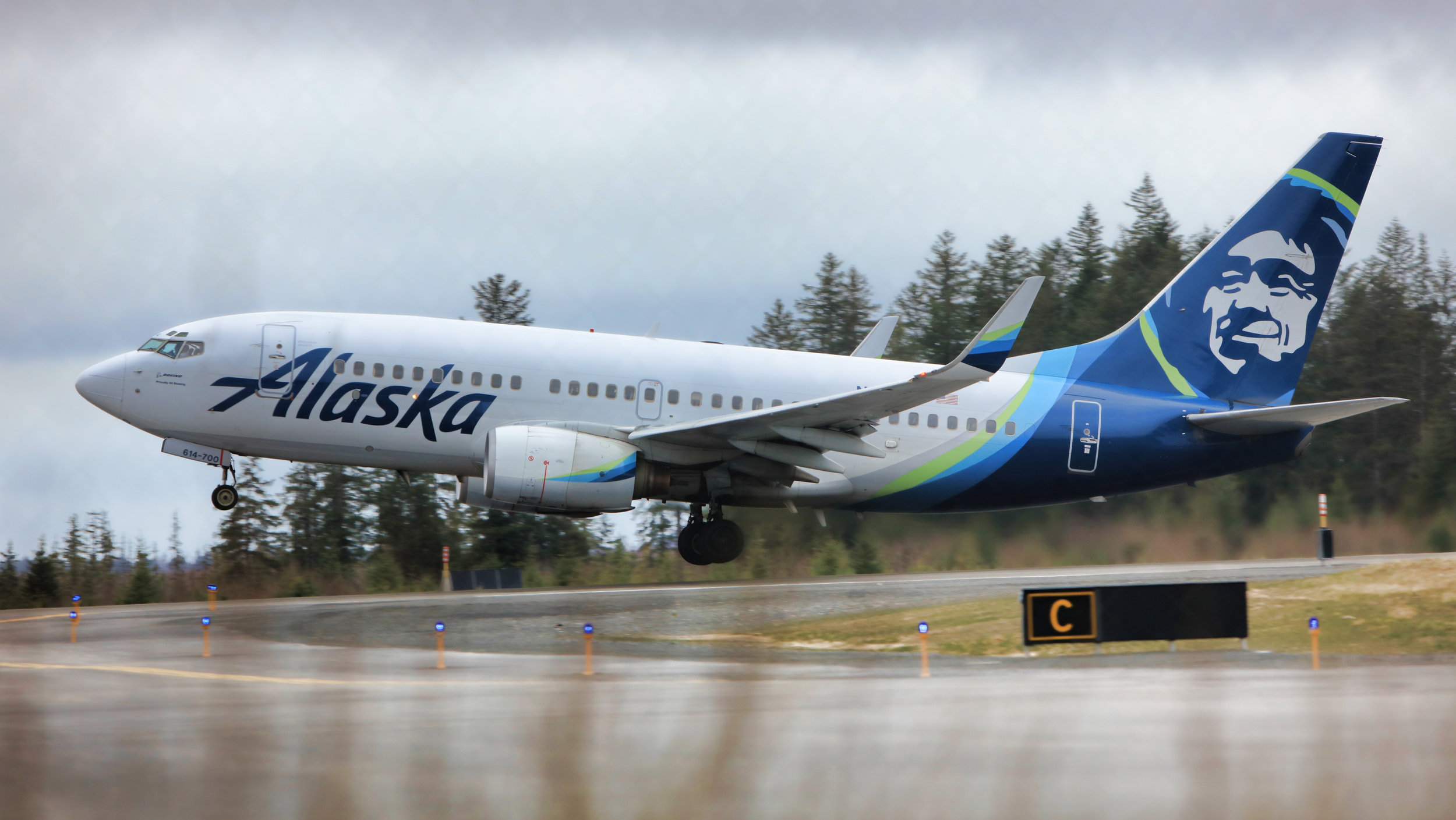 alaska airlines taking off cordova.jpg