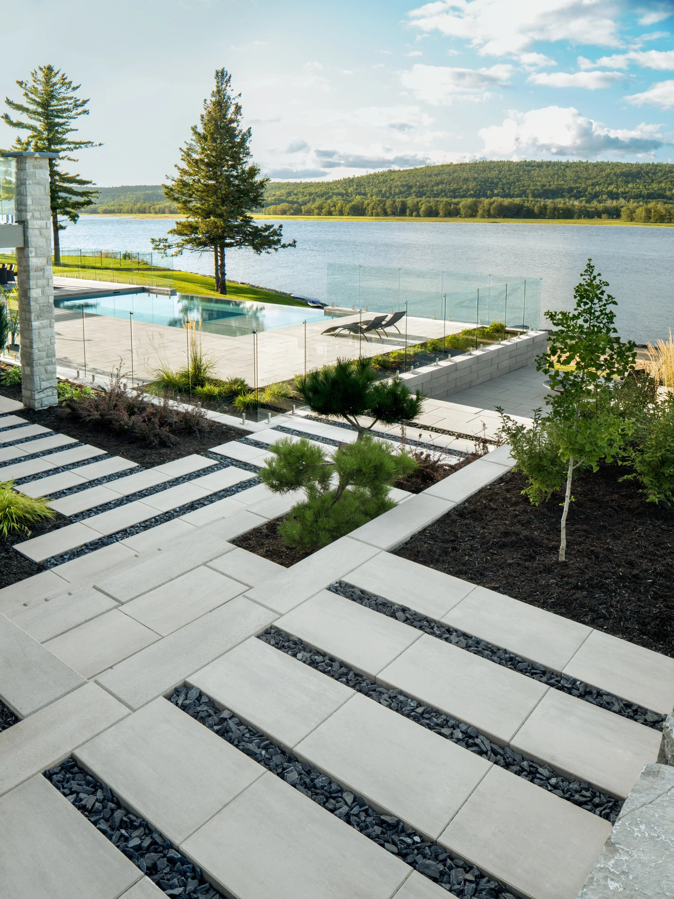 2023-CA149 Para,Blu Smooth,Raffinato step wall - L Orignal ONFrontWest_5979Web.jpg