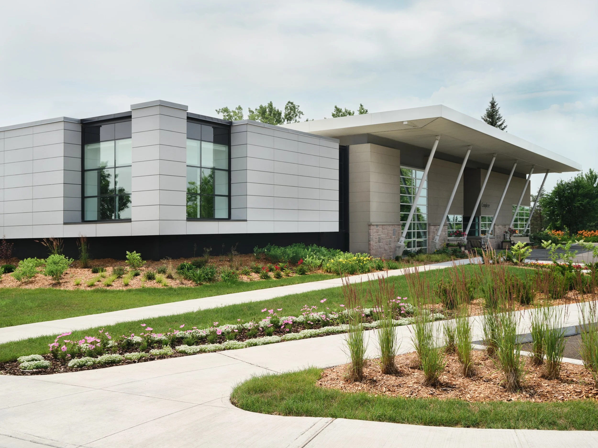  Phil Bernard Photographe Inc. 