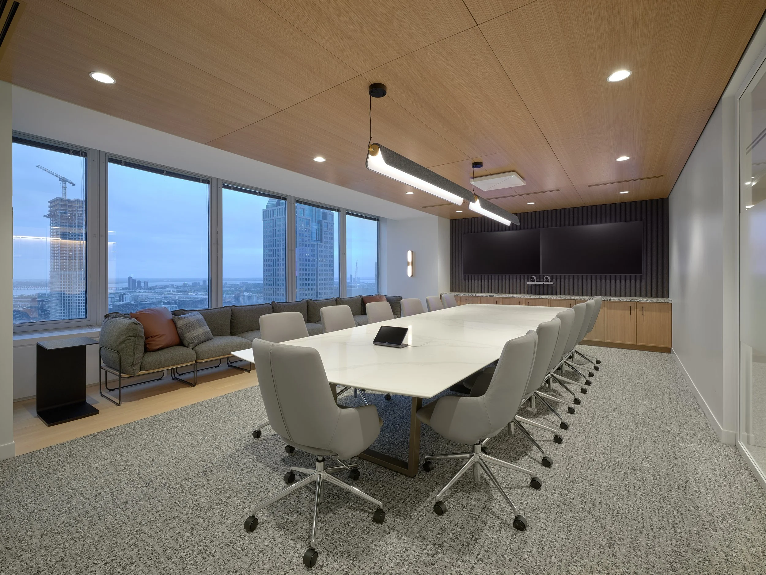 Addenda_26905_Web 2.jpg