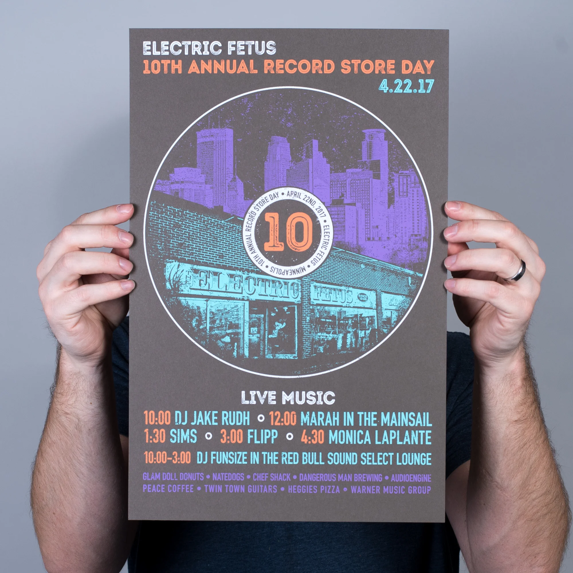 FW-Posters-Holding-15.jpg