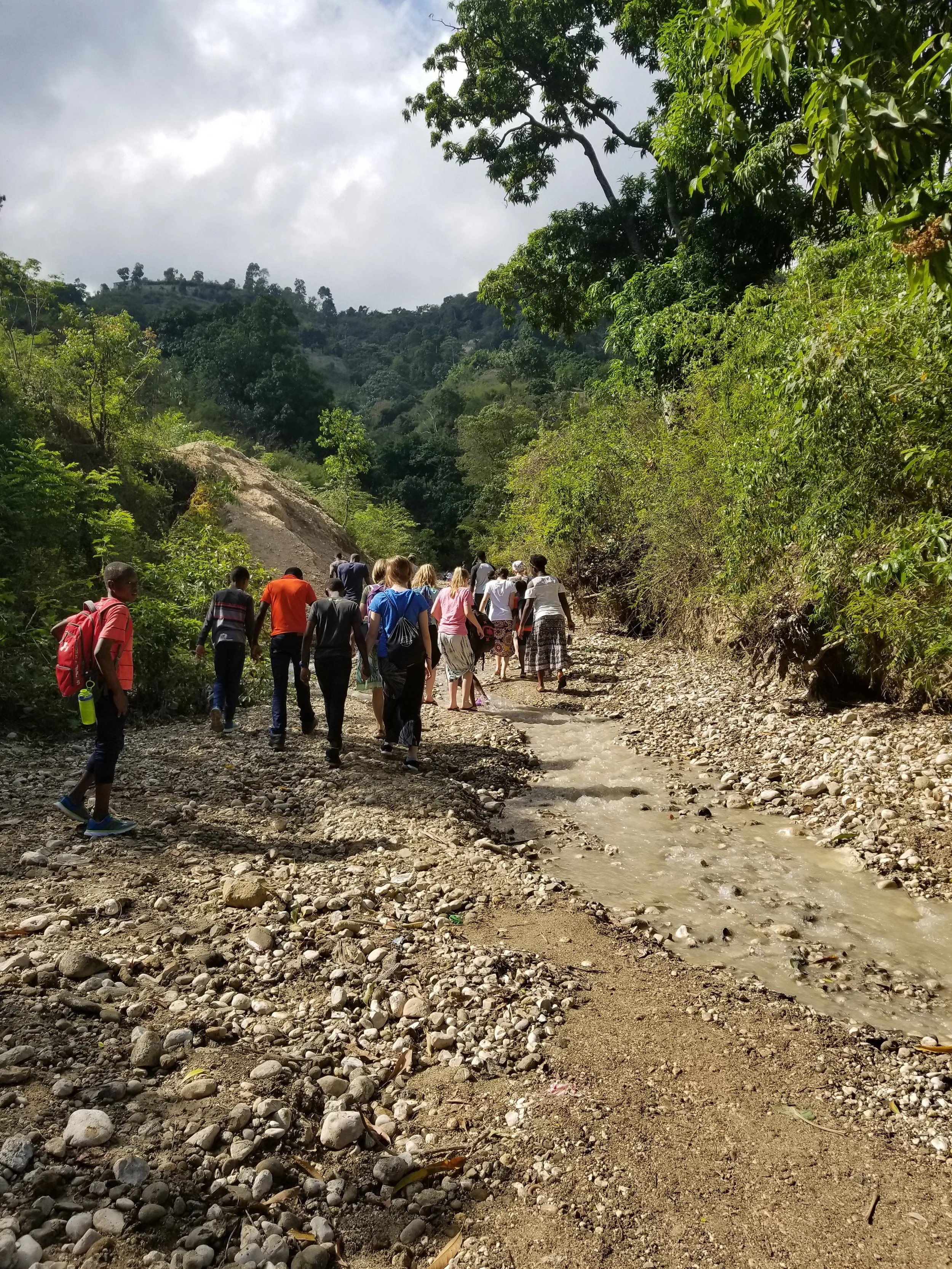 Walking_to_waterfall[1].jpg