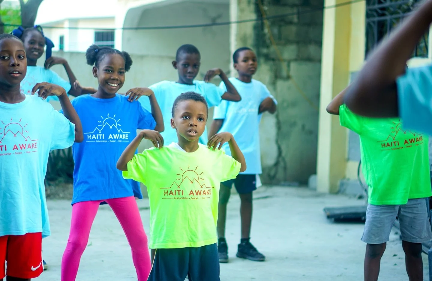 We believe it&rsquo;s important to get up, get outside, and move!

#haiti #haitiawake #gospel #hope #relationships #glwapoubondye