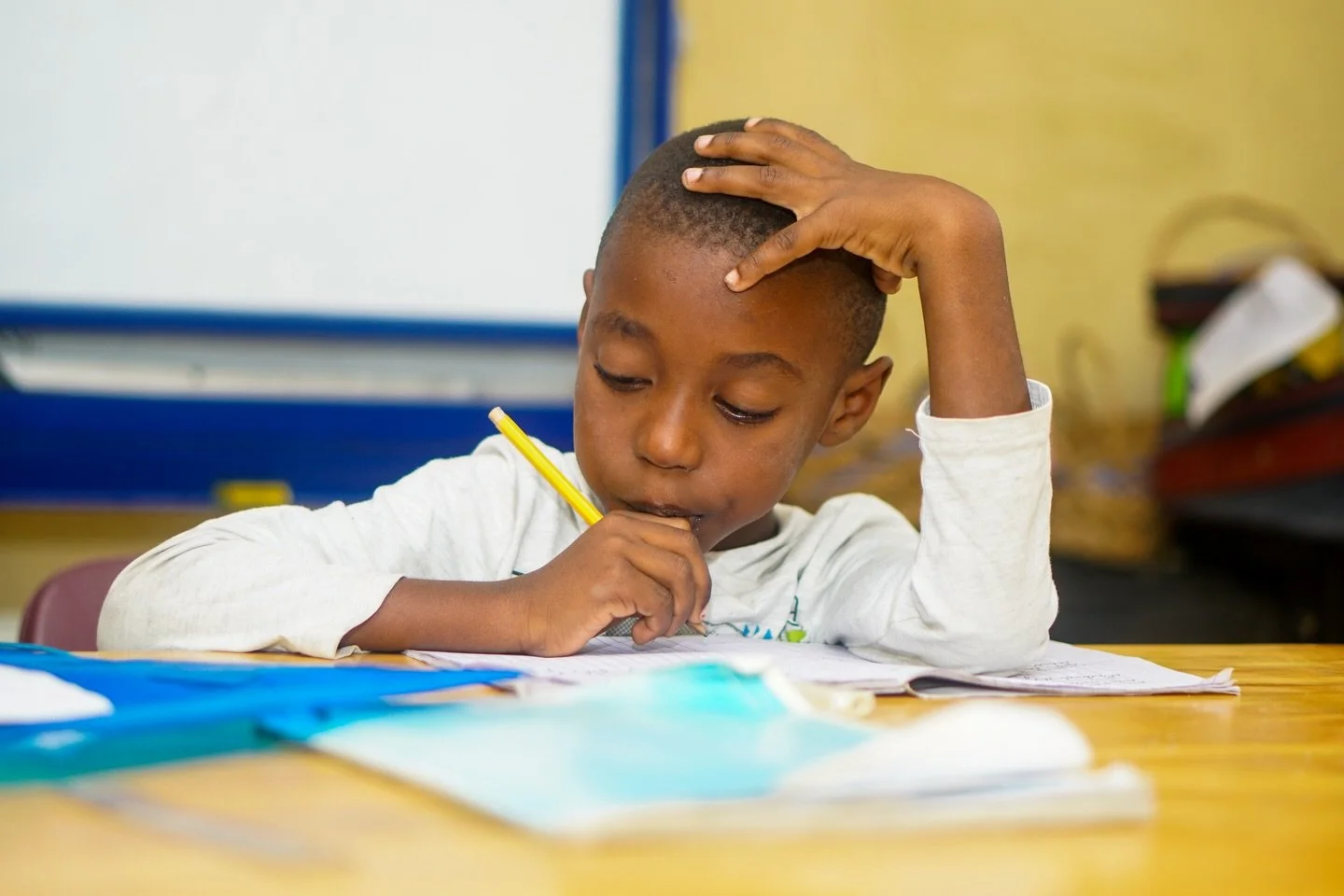 I will instruct you and teach you in the way you should go; I will counsel you with my eye upon you. Psalm 32:8

#haiti #haitiawake #gospel #hope #relationships #glwapoubondye