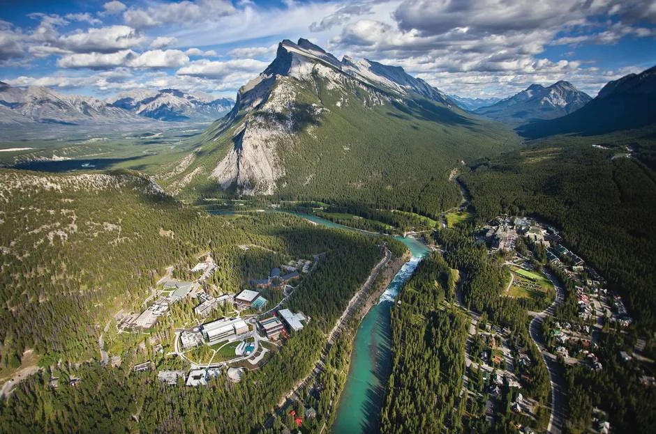banff centre + mountains - holey moley! - Source