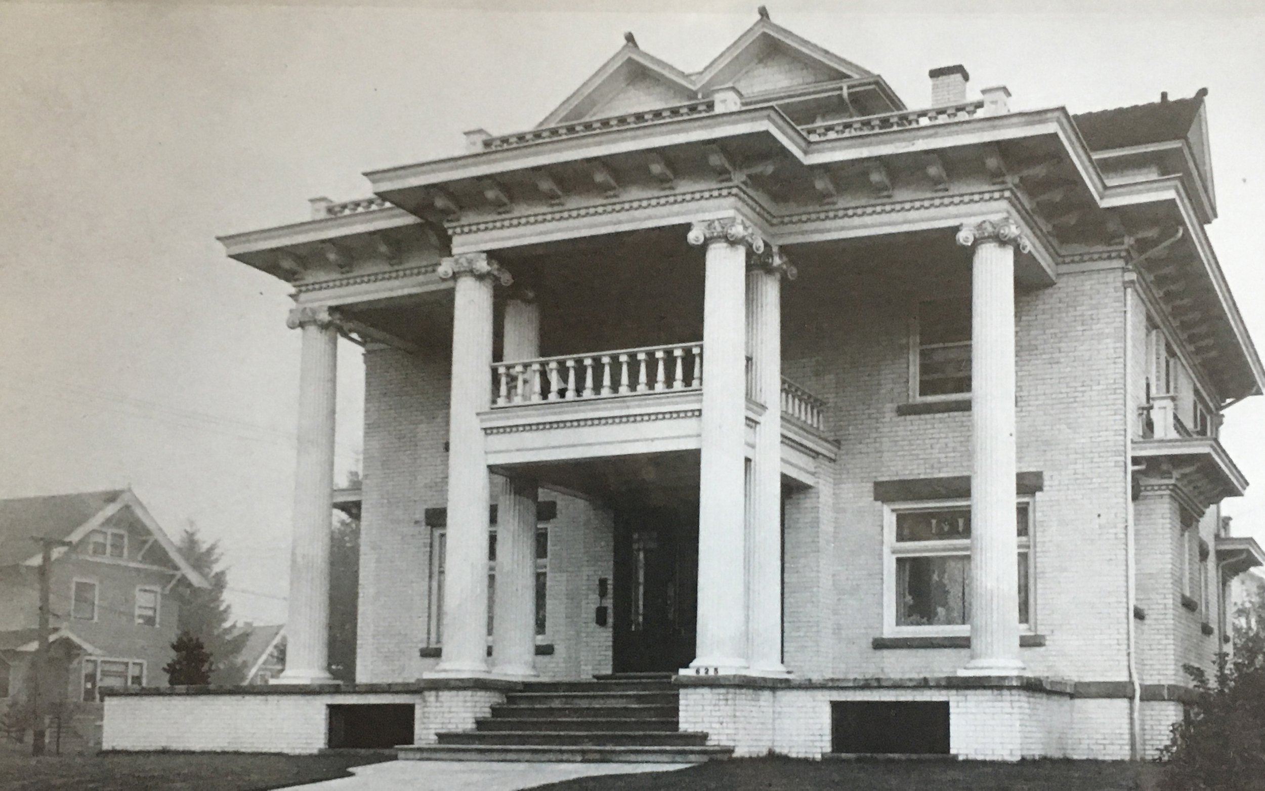  1609 NE Knott, built by Archie Rice, just after completion, ca. 1913. 