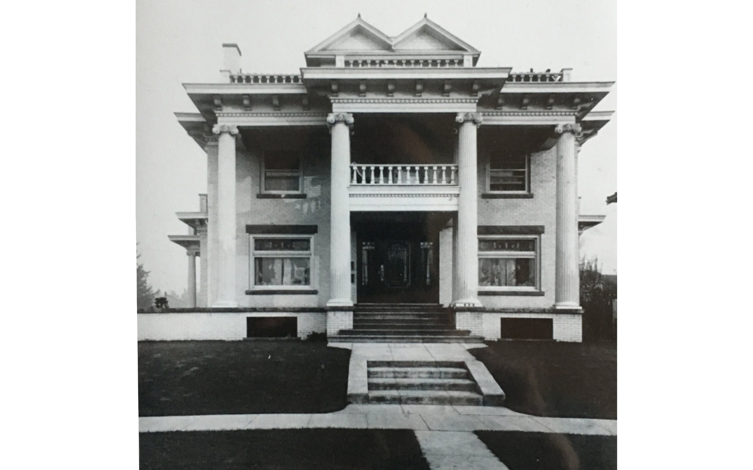  1609 NE Knott, built by Archie Rice, just after completion, ca. 1913. 