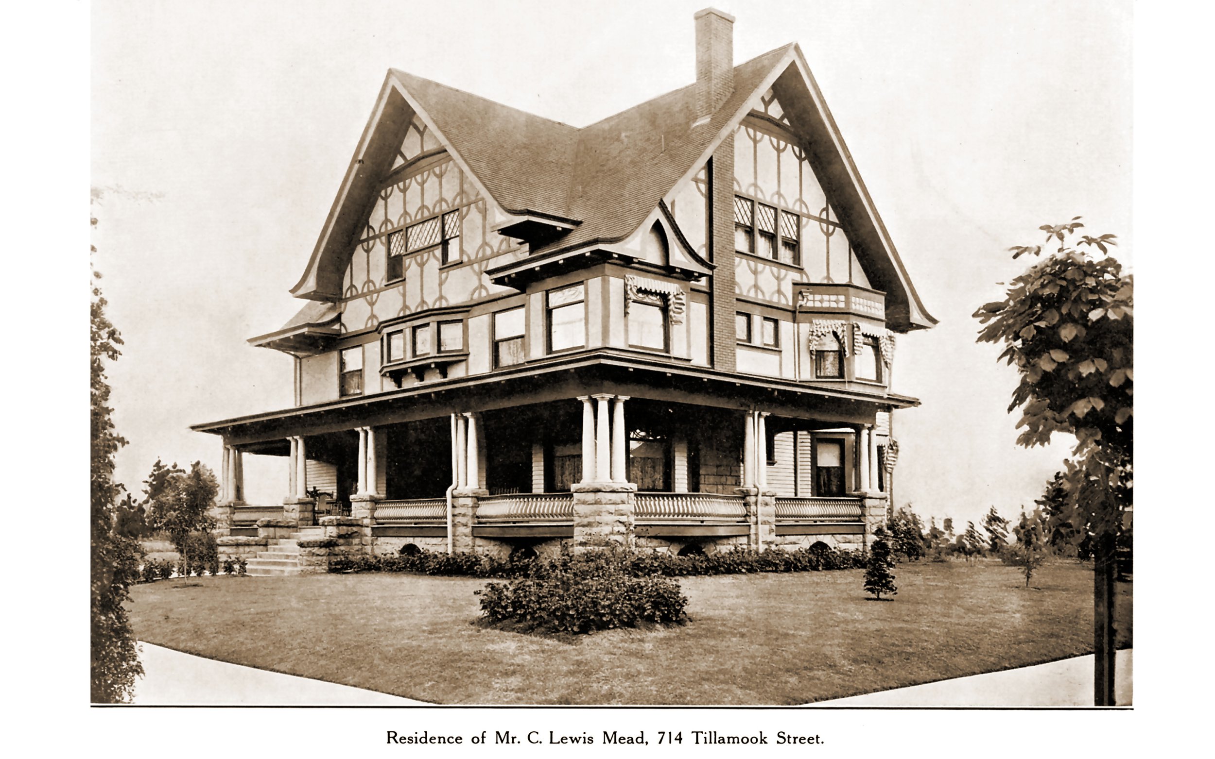  This large Arts &amp; Crafts residence is sadly no longer standing. Photo ca. 1911. 