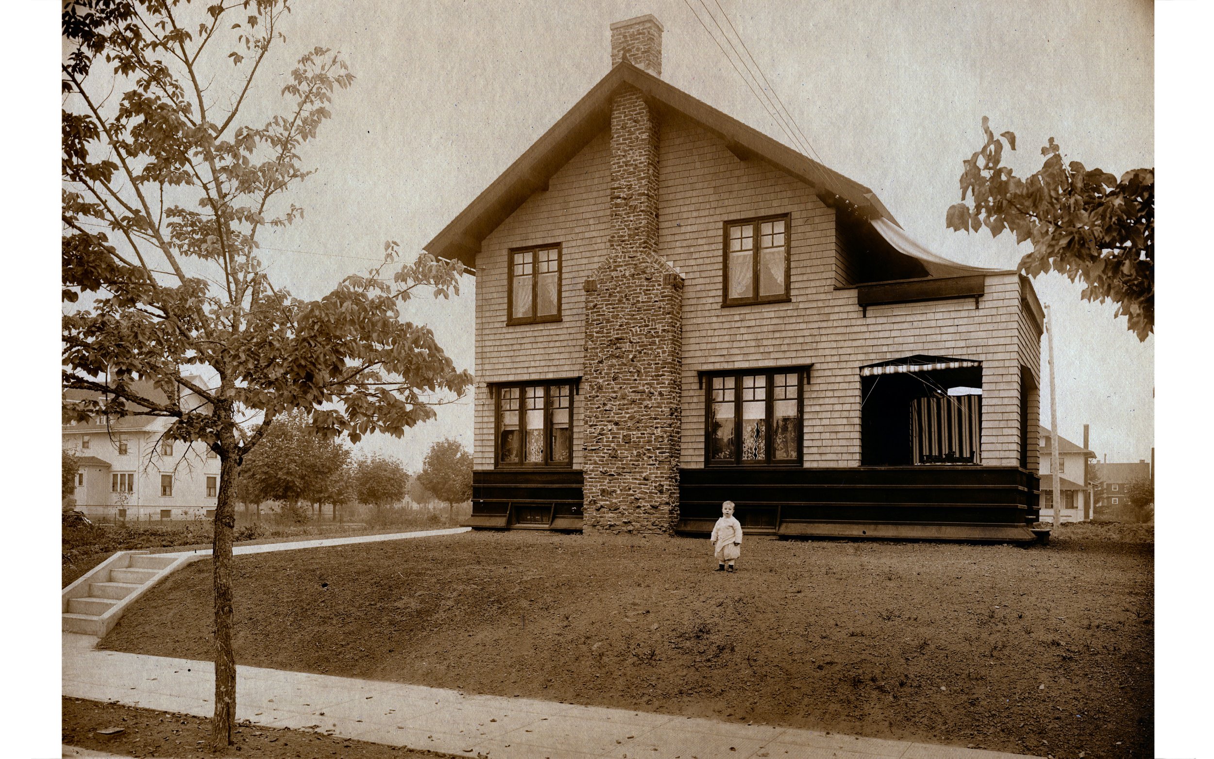  The Charles Cable House, built in 1907, front facing Broadway.&nbsp; 