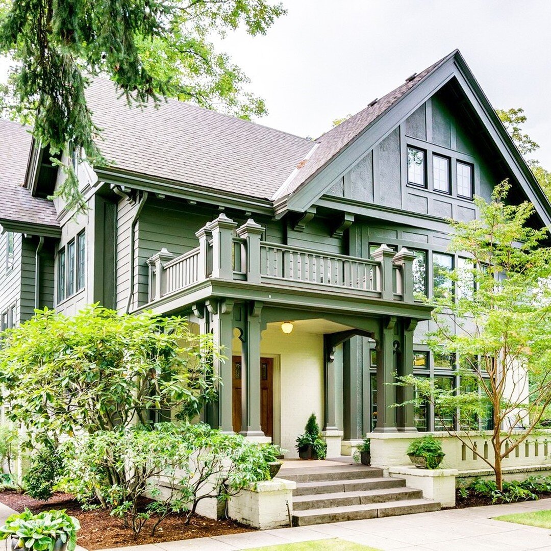 The Oregonian just ran a feature on our #irvington #virtualhometour https://www.oregonlive.com/hg/2023/02/see-6-private-houses-during-the-irvington-historic-home-tour.html including this home, The Henry B. Miller House, circa 1911 #oregonhistorichome