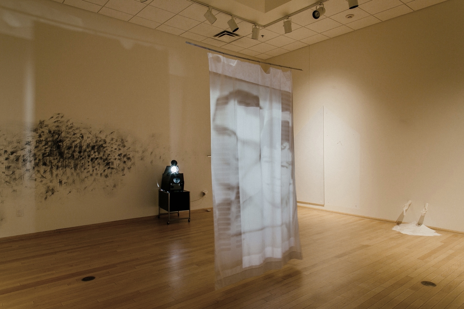 paper-thin-walls-110.jpg