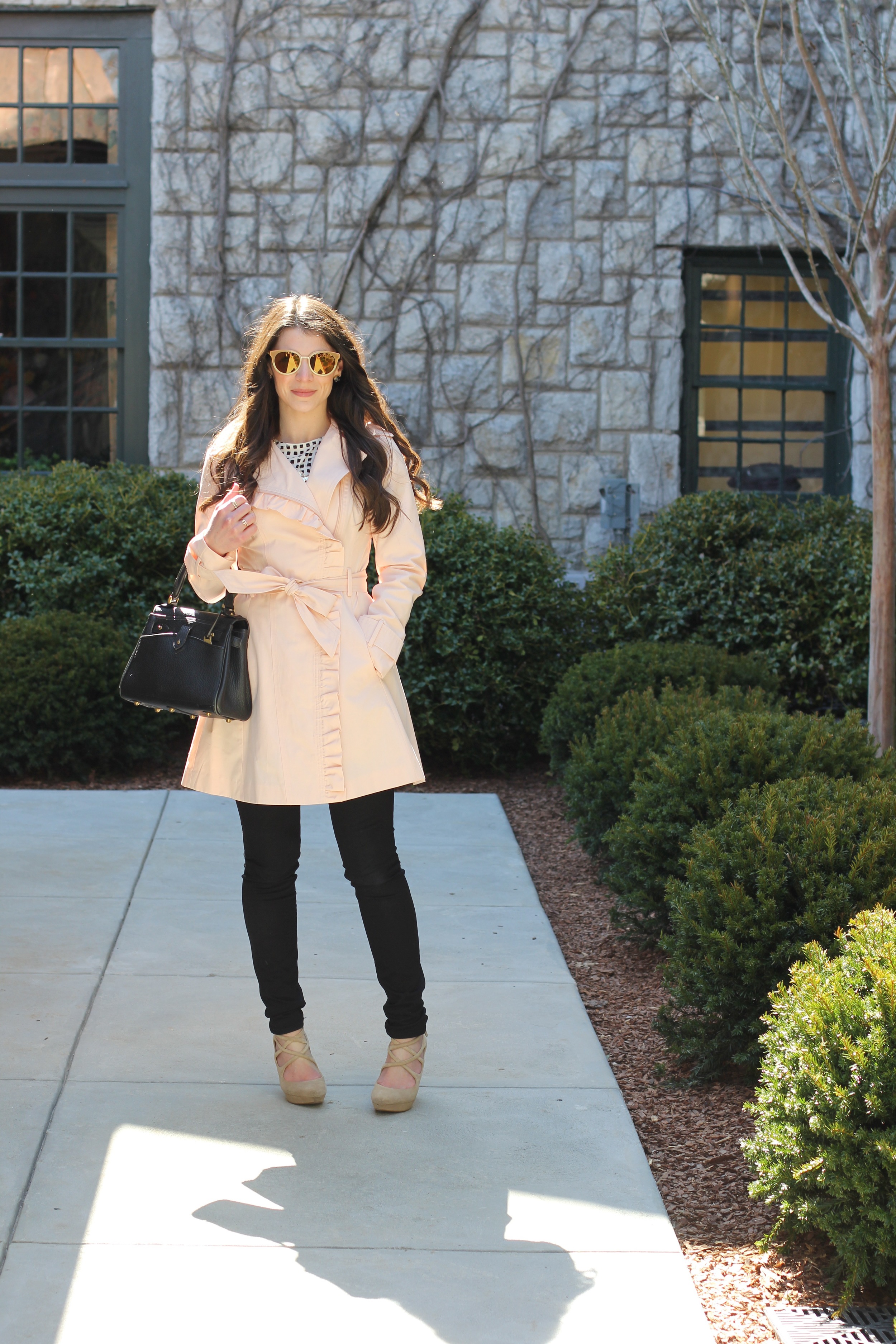 Fashion Blogger, Trench Coat with Ruffles, J Brand Skinny Jeans, Colorful Mural, Tory Burch Sunglasses, Vintage Dooney and Bourke Handbag, Gingham Tunic