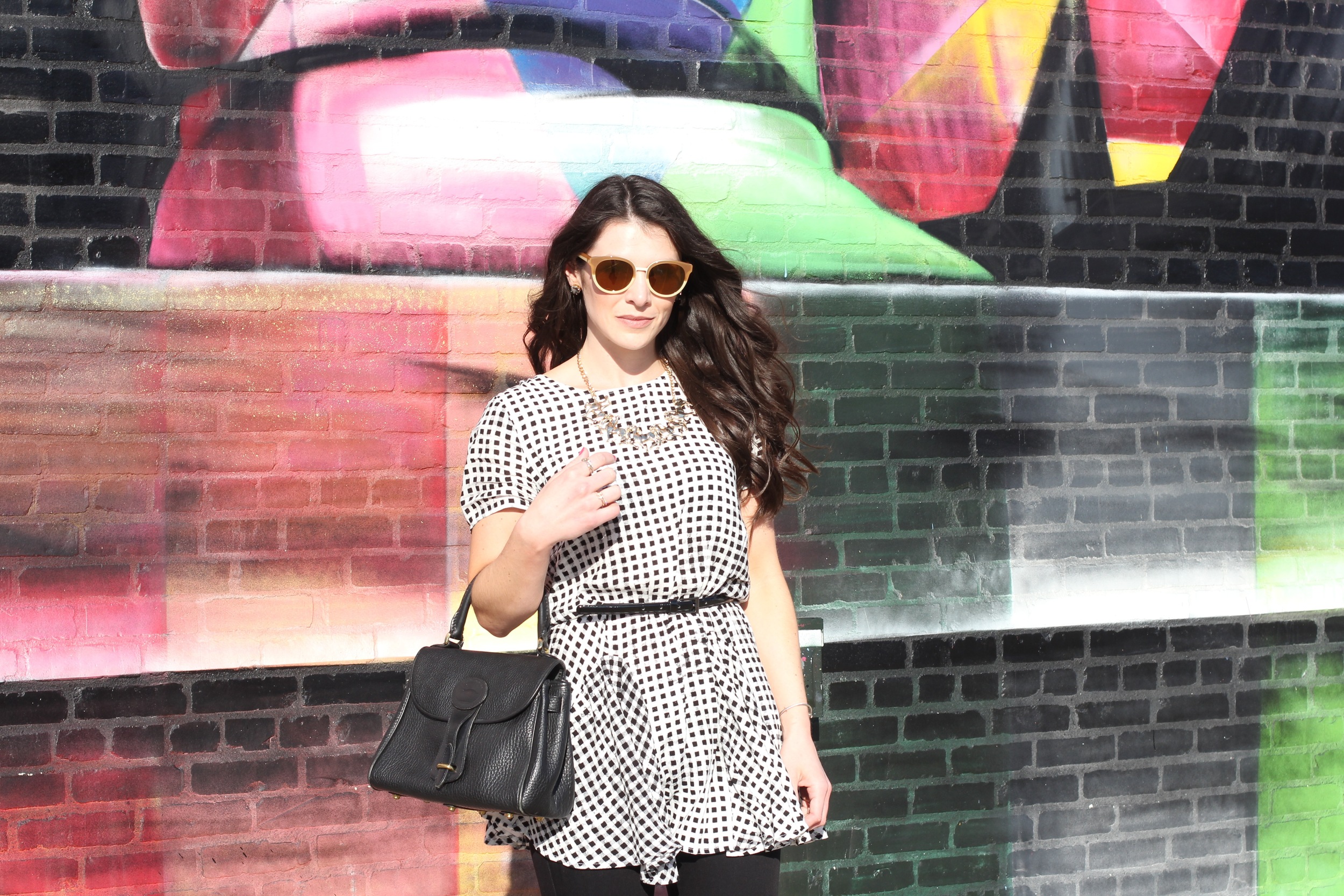 Fashion Blogger, Trench Coat with Ruffles, J Brand Skinny Jeans, Colorful Mural, Tory Burch Sunglasses, Vintage Dooney and Bourke Handbag, Gingham Tunic
