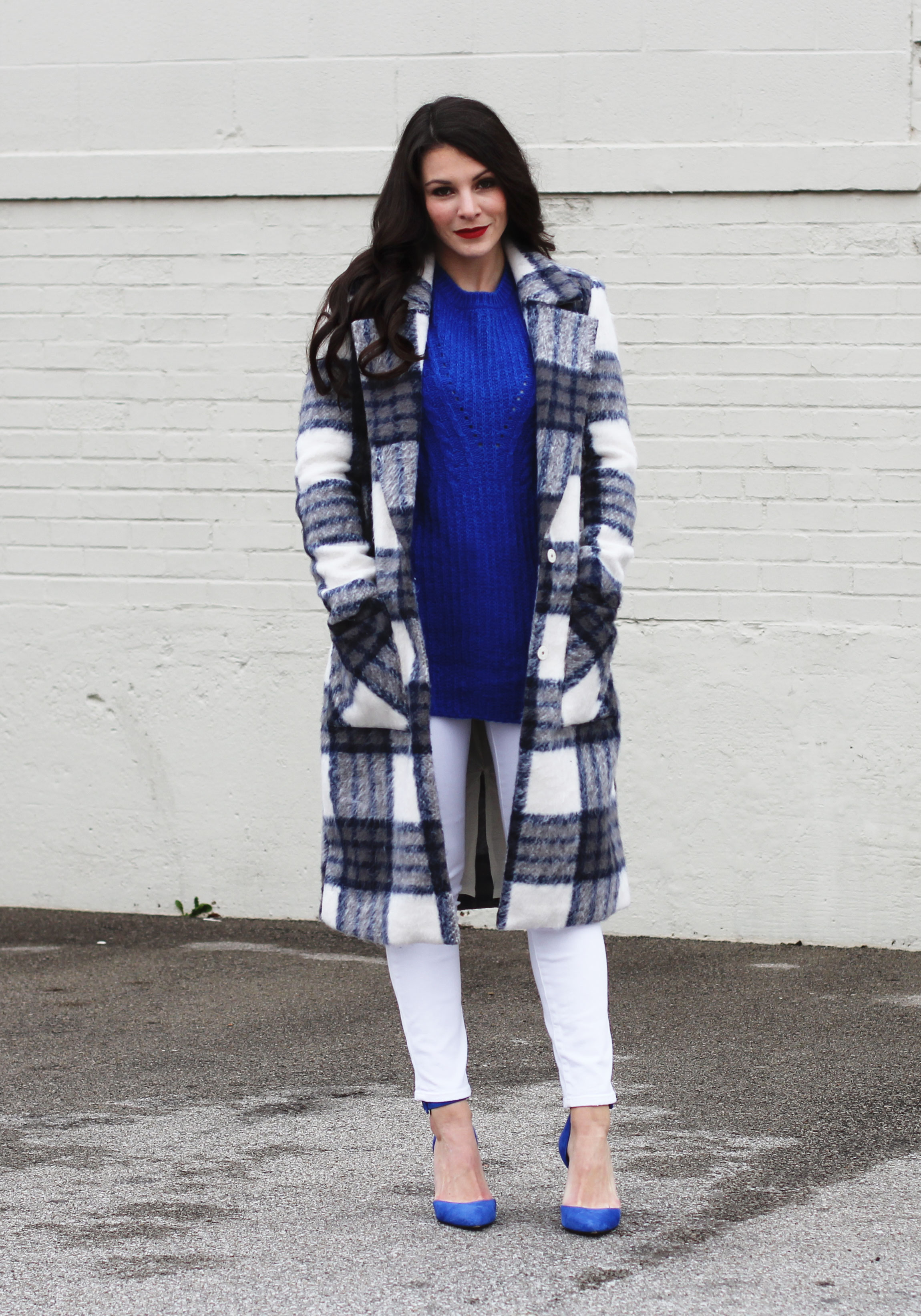 Winter White Outfit, Forever 21 Longline Plaid Coat, Mossimo Cable Tunic Sweater, White Skinny Jeans, Jessica Simpson Blue Pumps, How To Wear White In The Winter