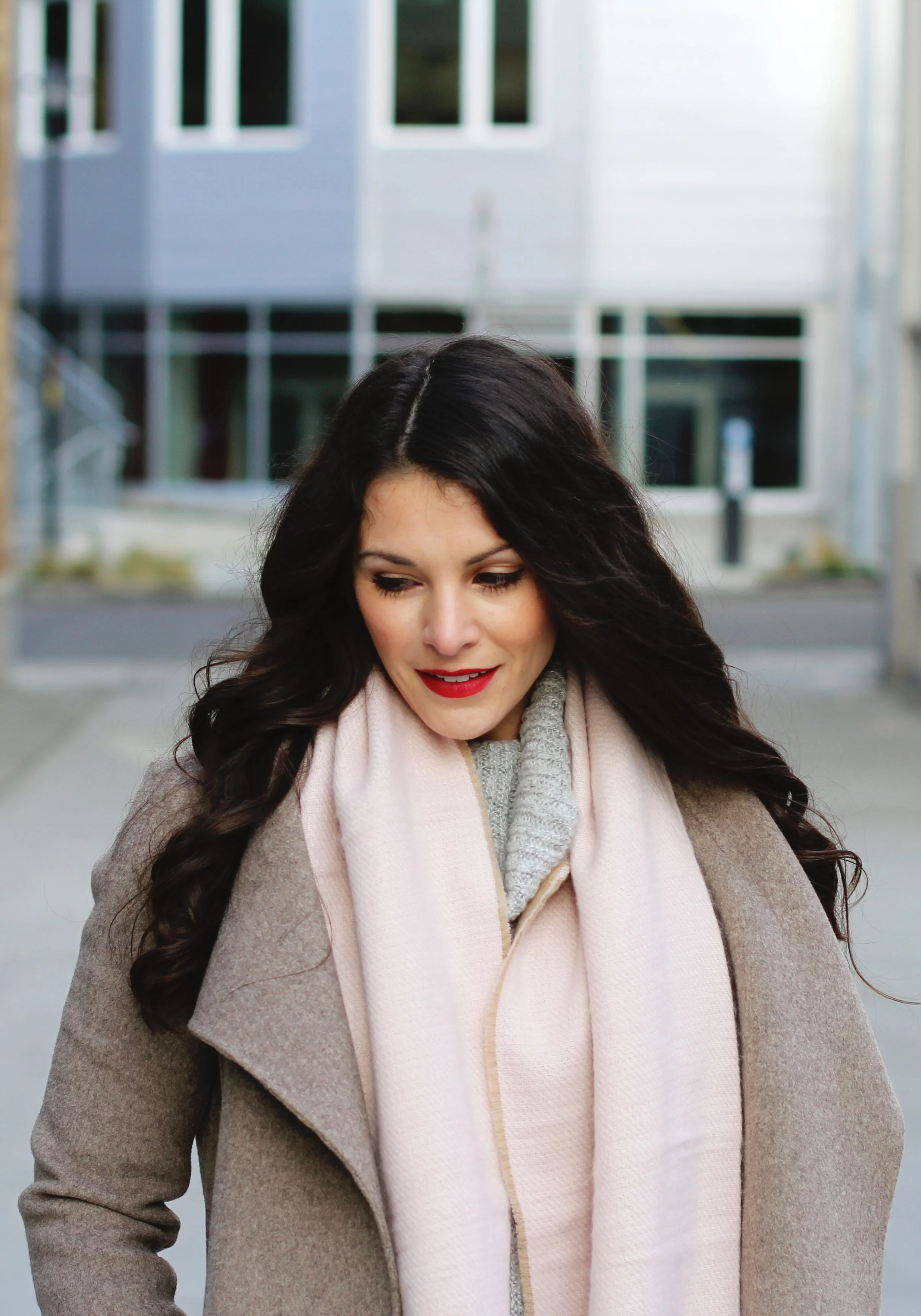 Gray Outfit, Groutfit, Winter Outfit, Forever 21 Ribbed Turtleneck Sweater, Gap Skinny Jeans, Jessica Simpson Nude Suede Booties, Blush Pink Scarf, Banana Republic Belted Wrap Coat