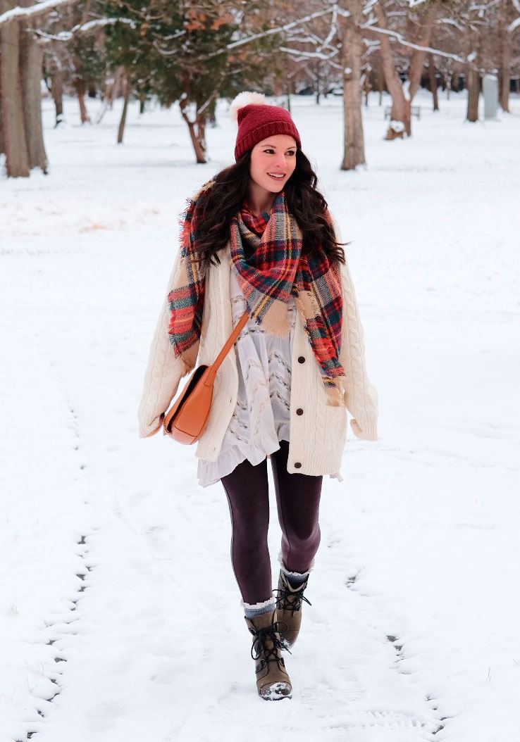 6 ITEMS YOU NEED FOR A STYLISH SNOW DAY OUTFIT — Me and Mr. Jones