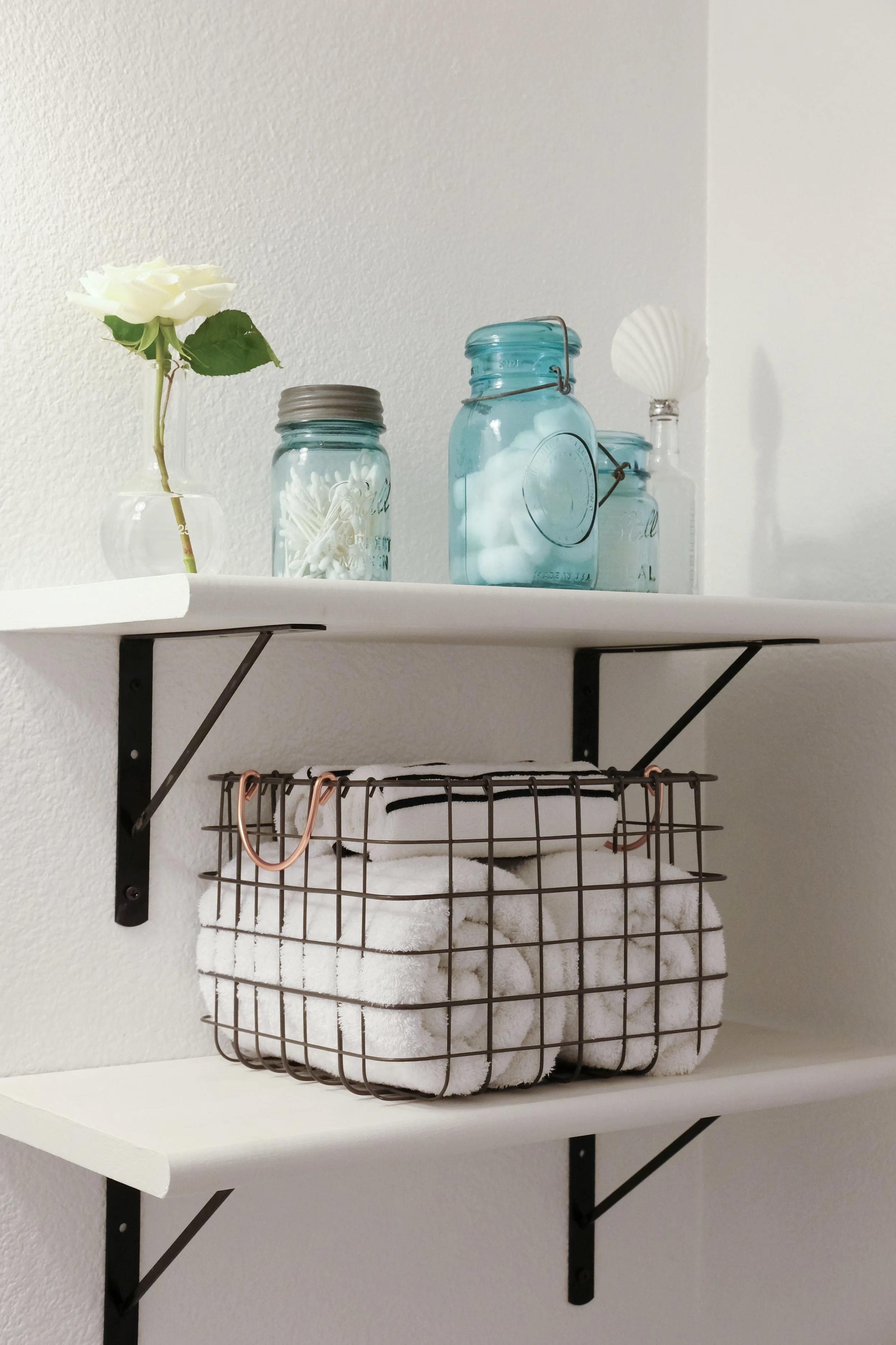 DIY painted moroccan tile_black white moroccan tile_cutting edge stencil augusta_black and white bathroom_06.jpg