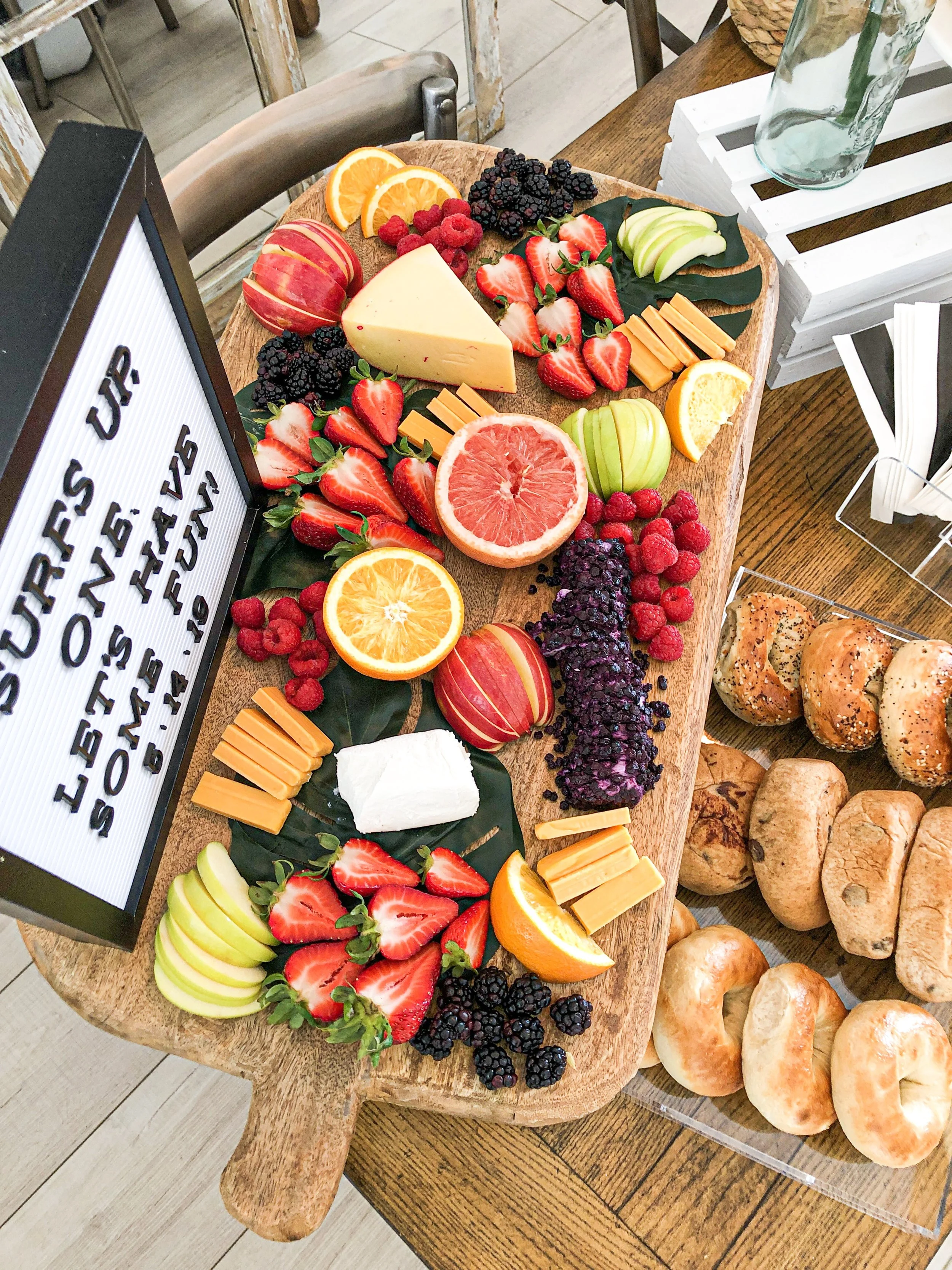 EASY-TO-ASSEMBLE BRUNCH CHEESE BOARD