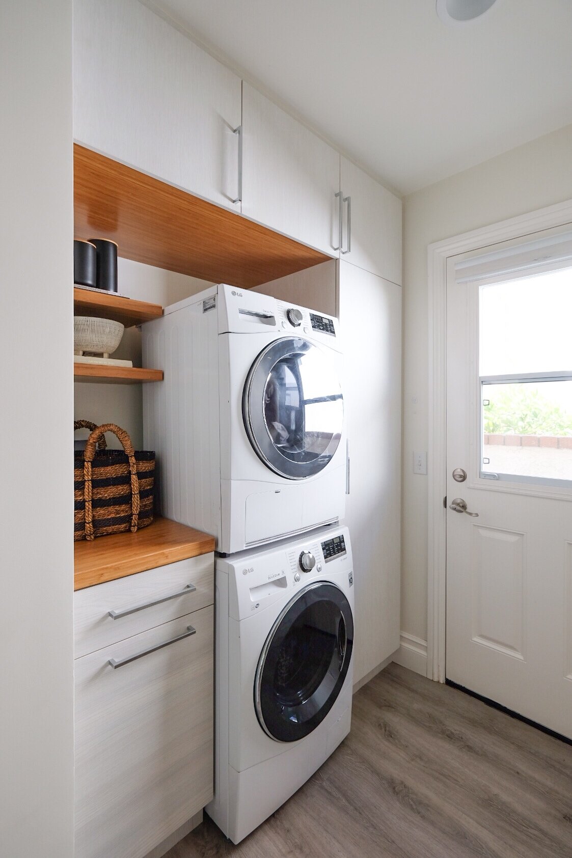 52 Best Laundry Room Ideas and Layouts to Maximize Space