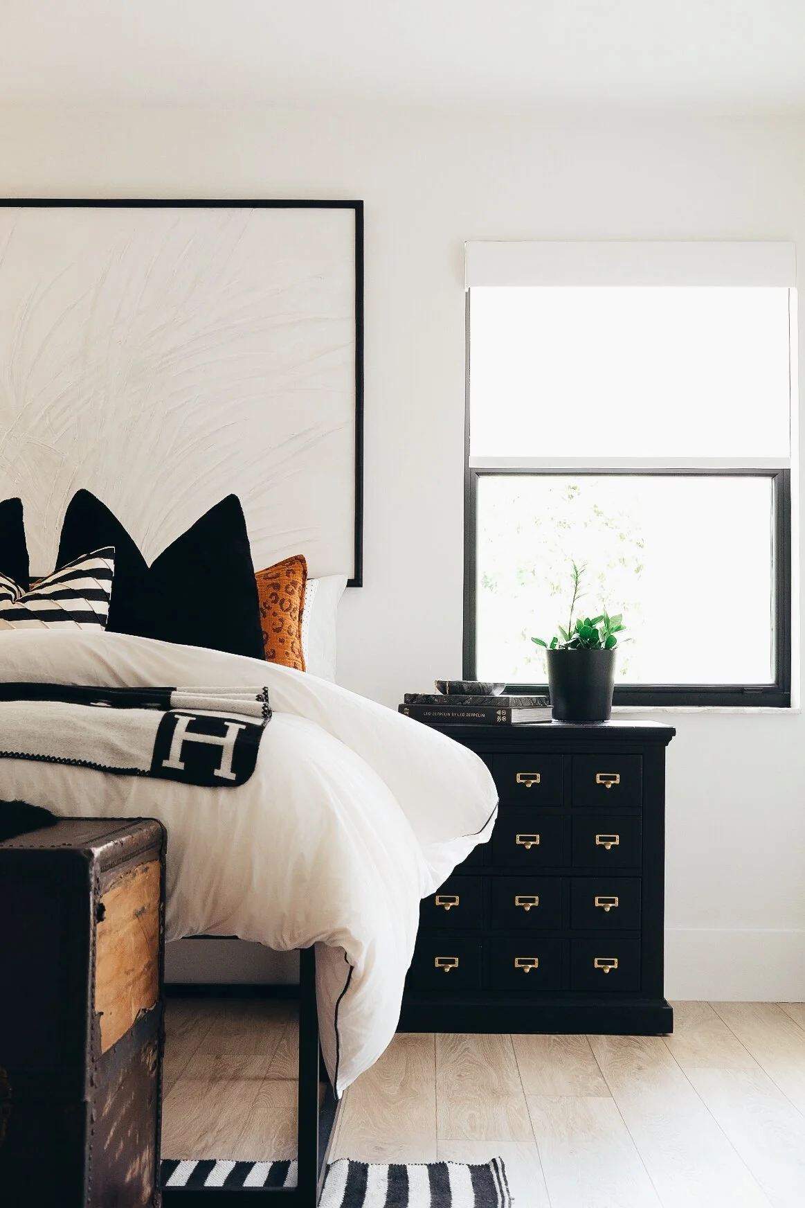 HOW TO PAINT FURNITURE MATTE BLACK // — Me and Mr. Jones