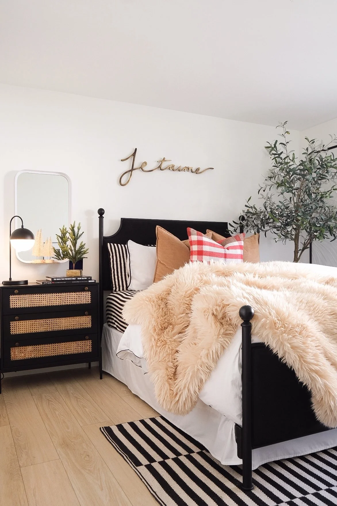 Create a peaceful space with these olive bedroom decor ideas