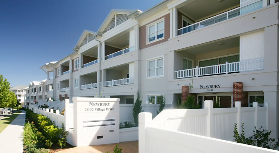 7-breakfast-point-apartments.jpg