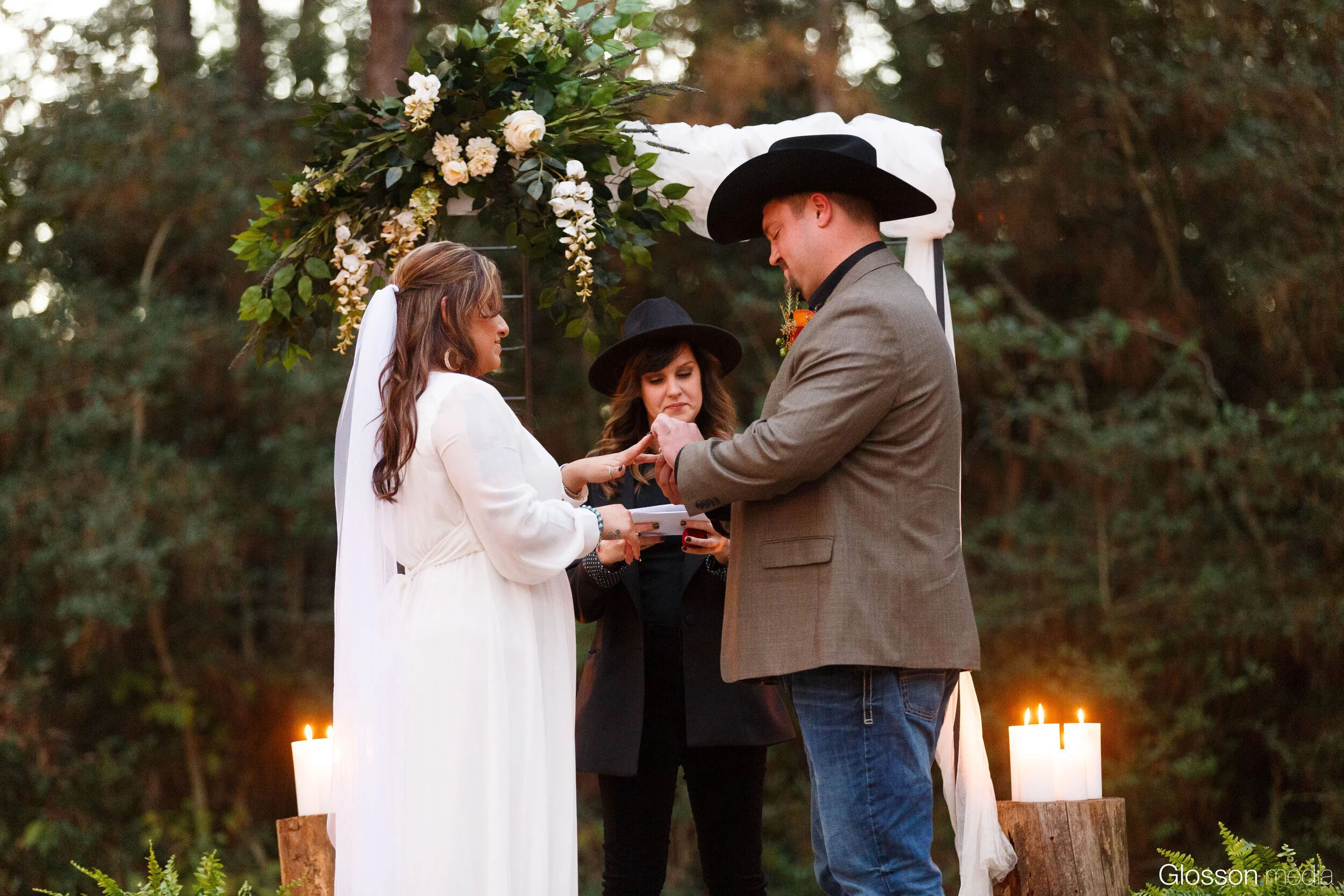 Karina &amp; Max's Autumn Wedding At Home