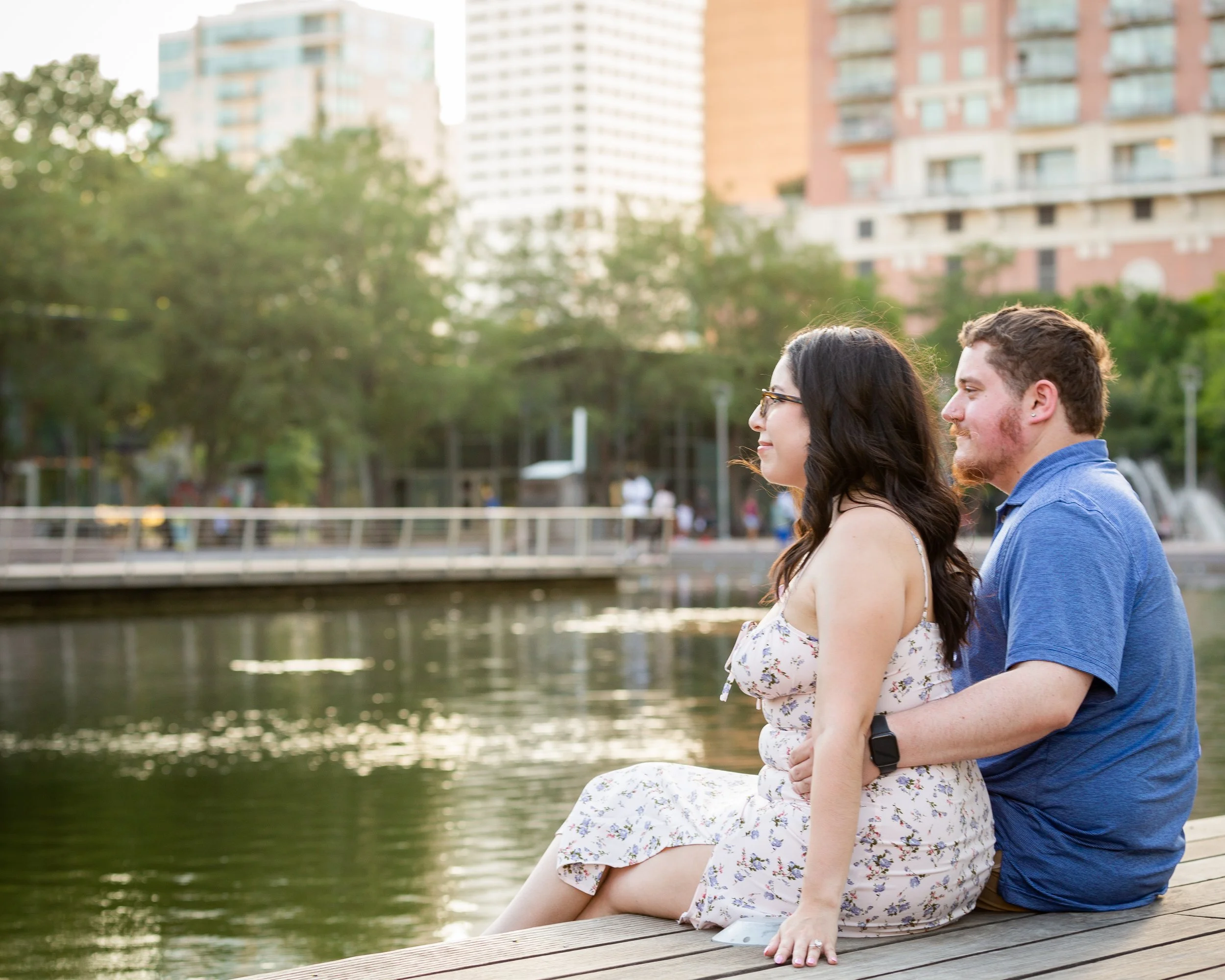 Clarissa &amp; Sam's Engagement Session At Discovery Green