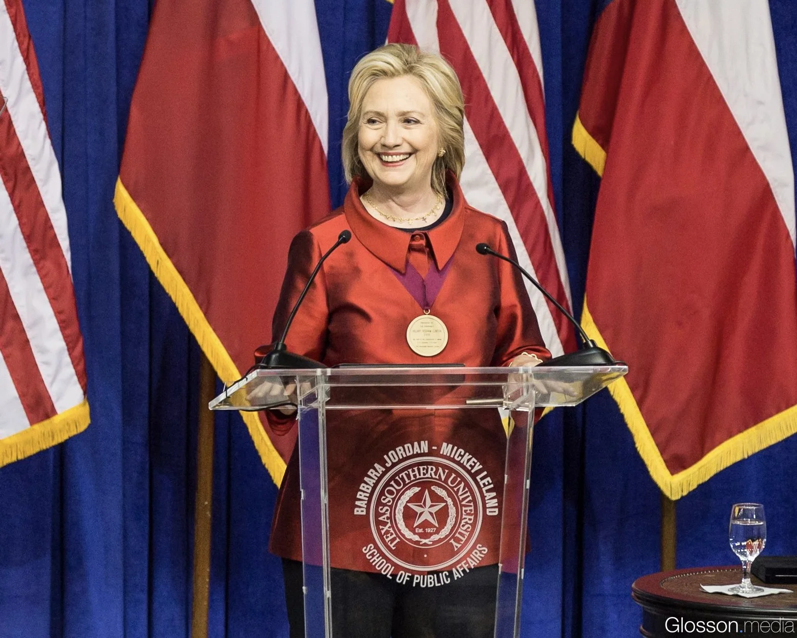 Clinton-2.jpg