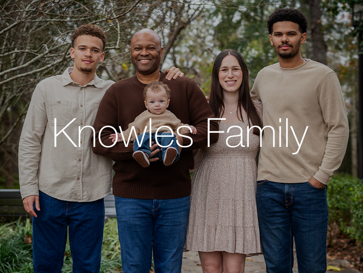 Knowles Family Photo Session at Rob Fleming Park
