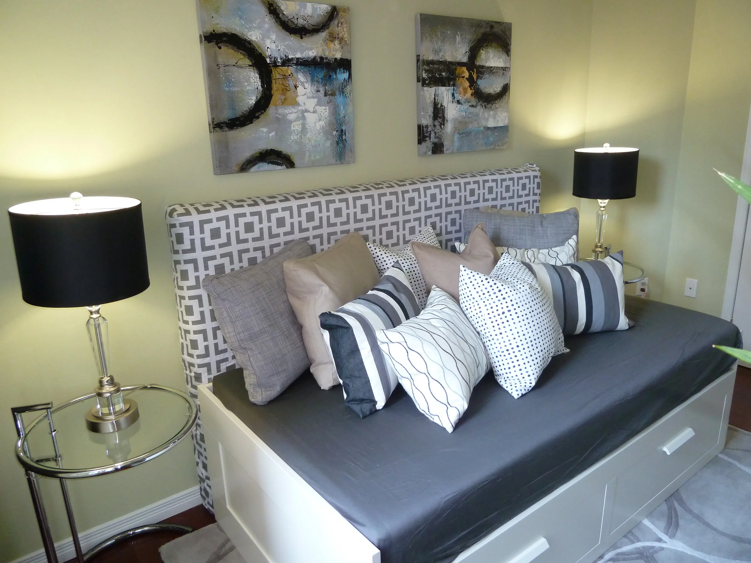 Guest Bedroom - After 5.JPG