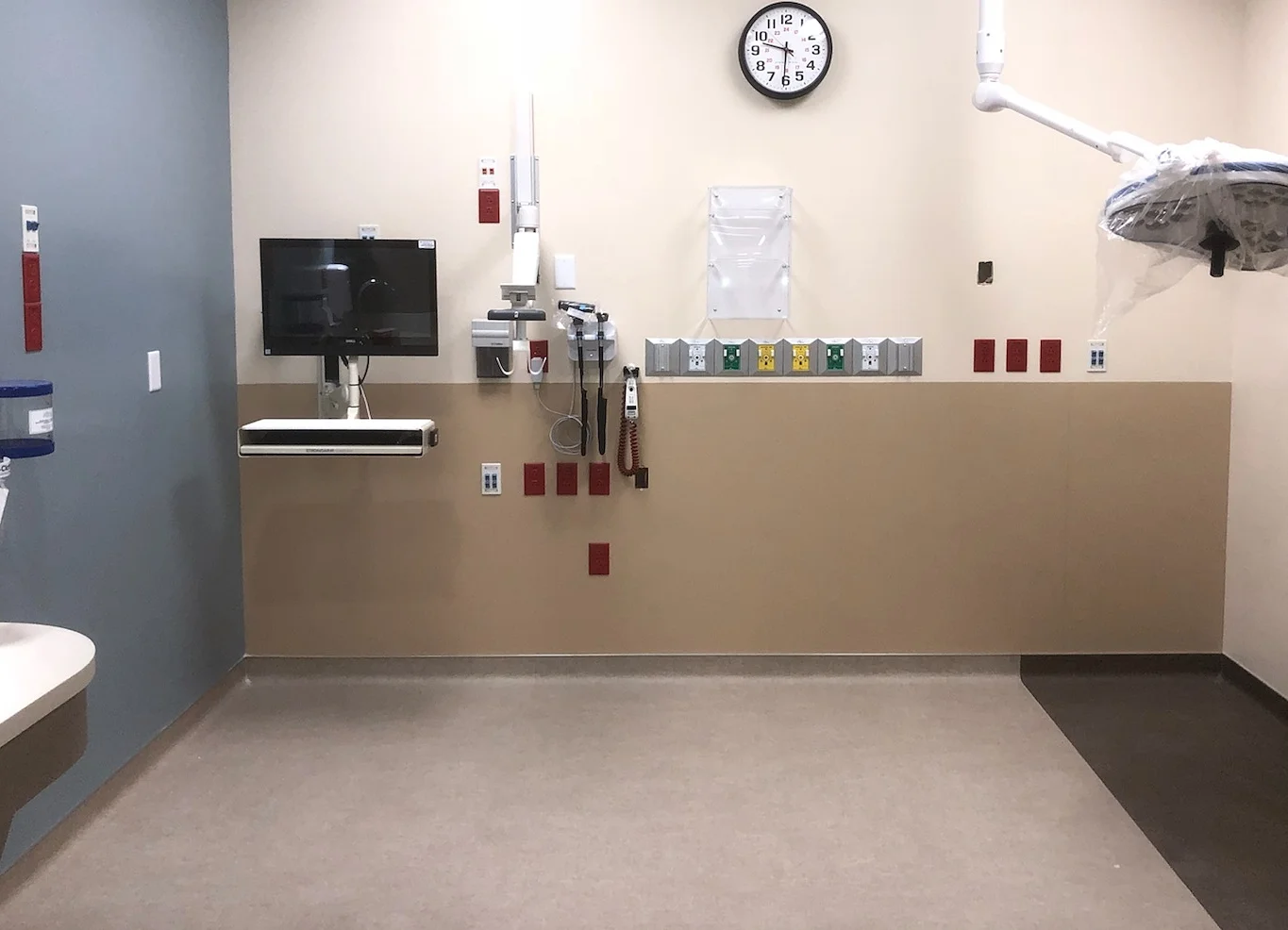 UVRMC - Acrovyn Wall Protection
