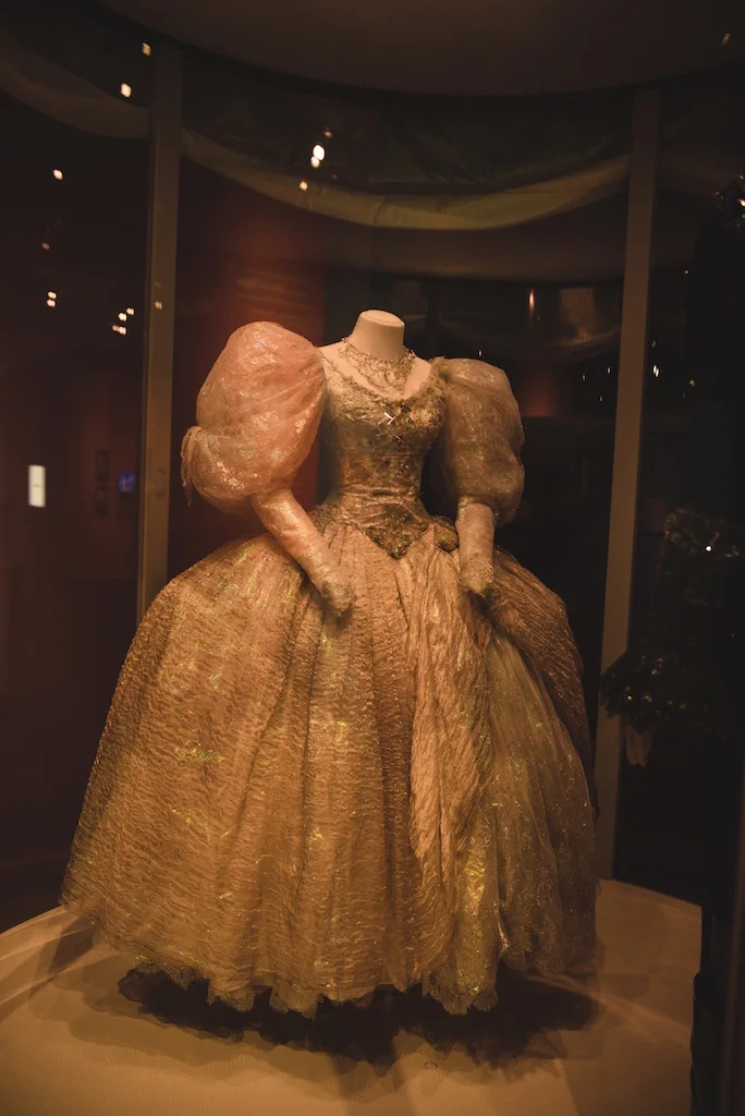 THE Labyrinth dress that feeds my inspirations 