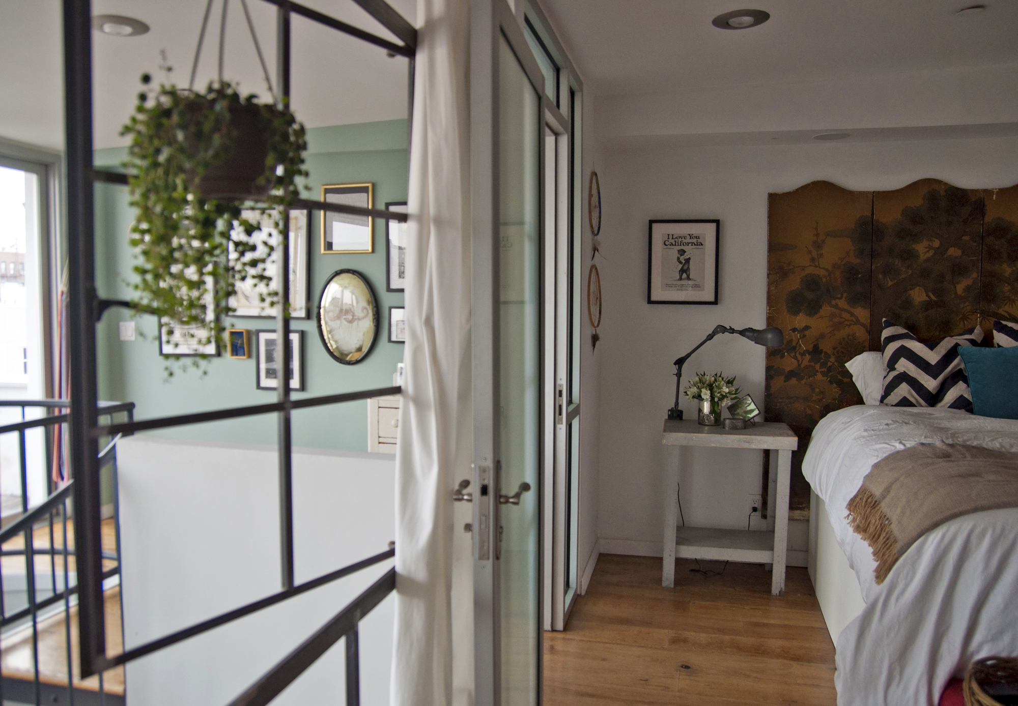 Fourth Floor Walk Up, SPACES Tour - The home of Corrin Acome & Jake Messing | Photography by Lauren L Caron © 2015 | Styling by Corrin Acome