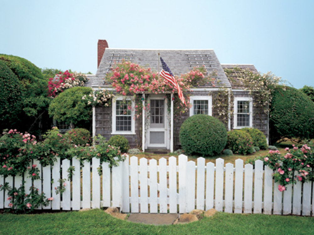 Jeffrey Bilhuber's Nantucket Cottage from Architectural Digest